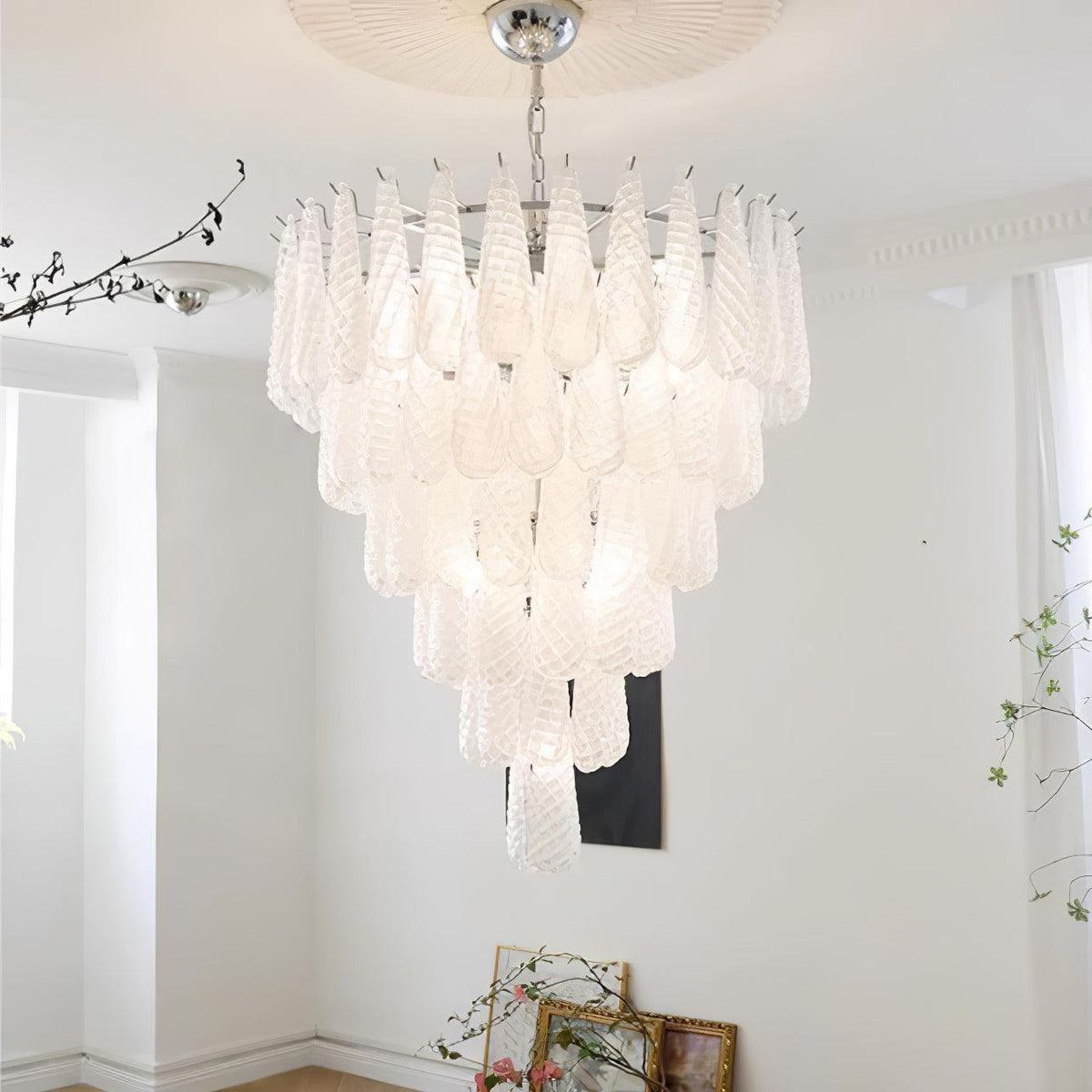 Zemaryra Glass Chandelier