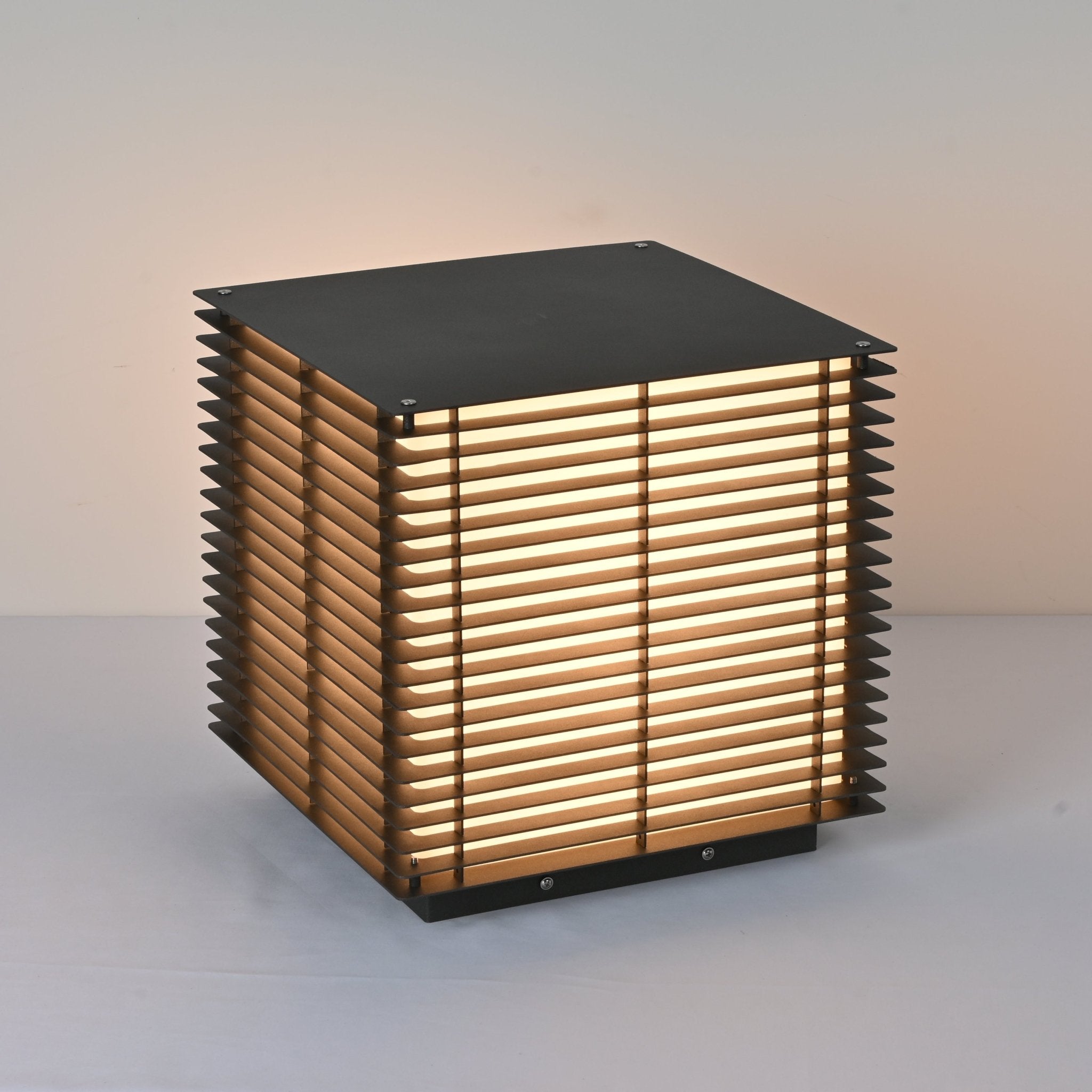 Cubra Grid Post Outdoor Light