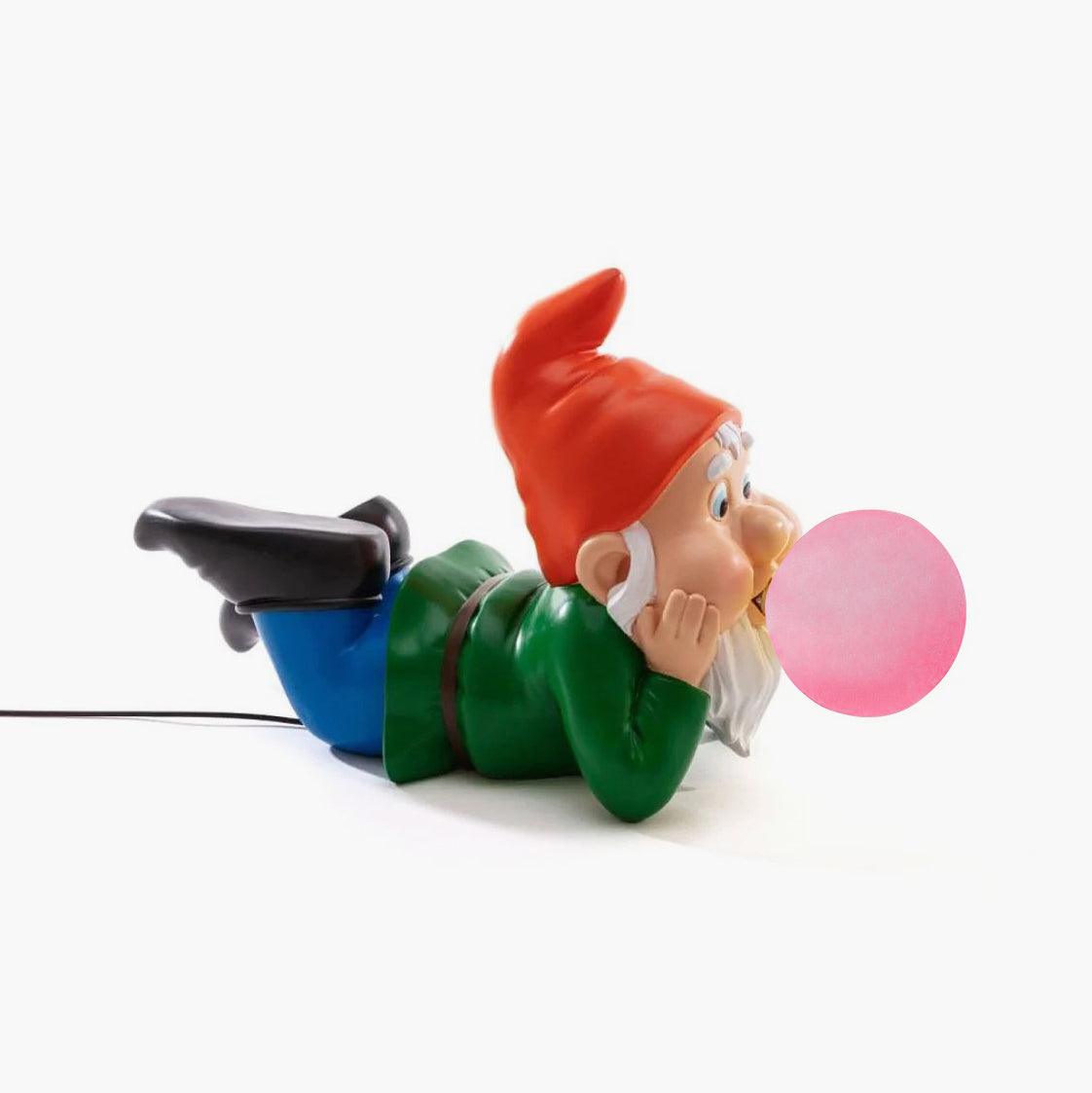Brisa Resin Playful Table Lamp