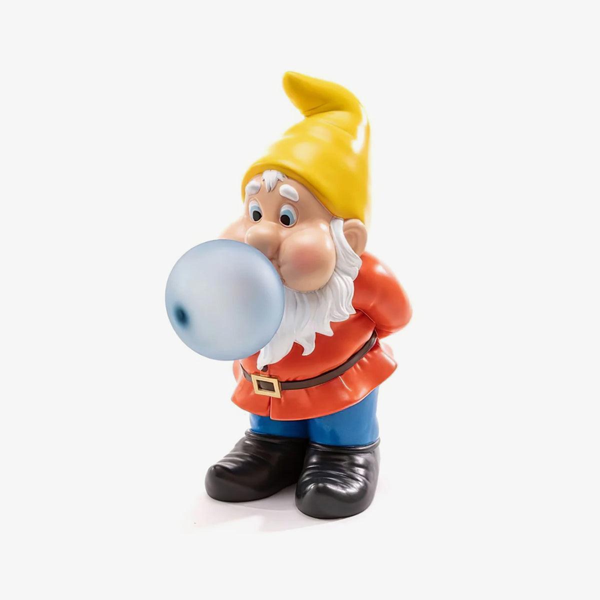 Brisa Resin Playful Table Lamp