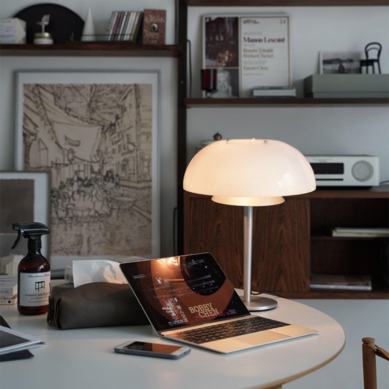 Nilten Modern Glass Table Lamp