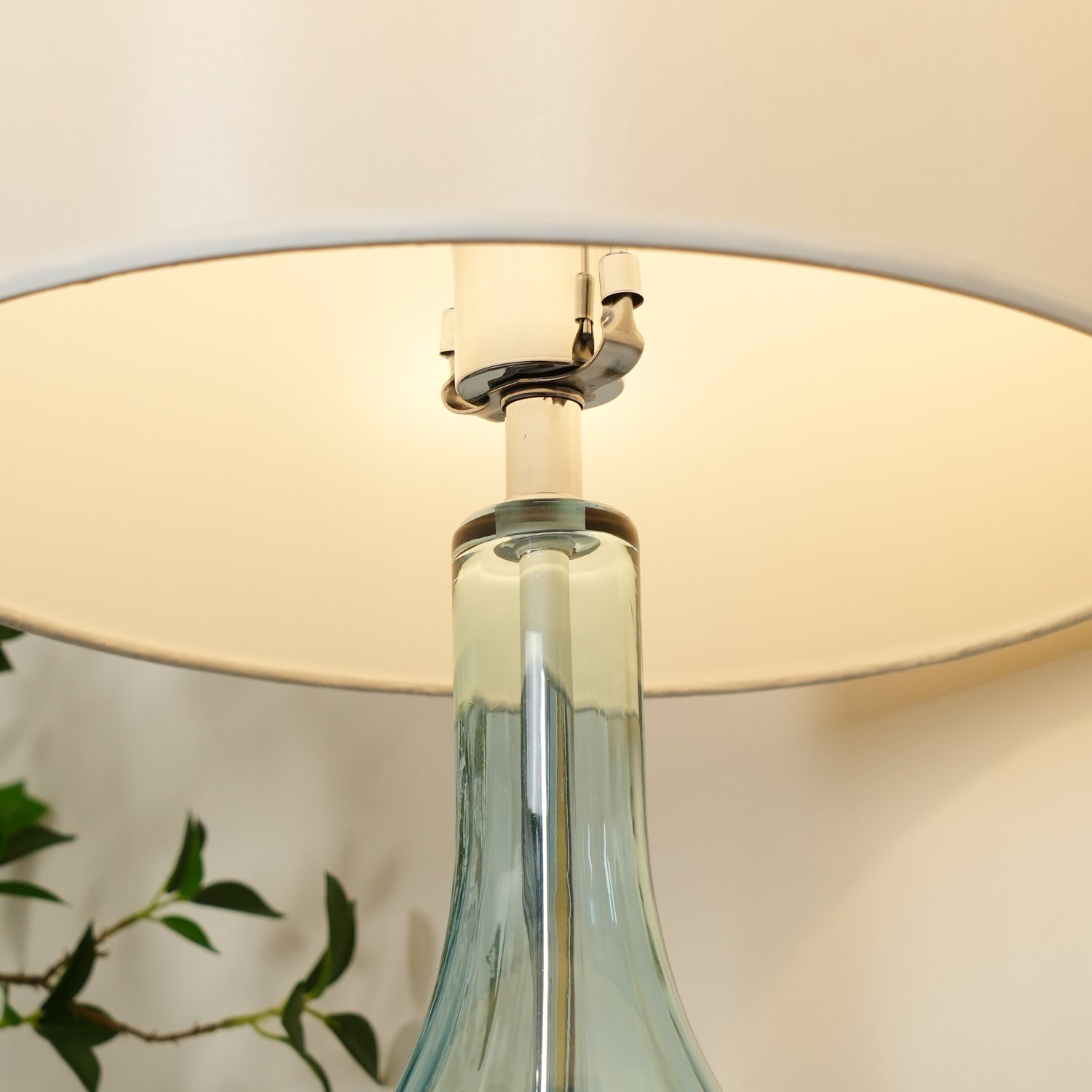 Syphae Glass Table Lamp - Neutral Decor