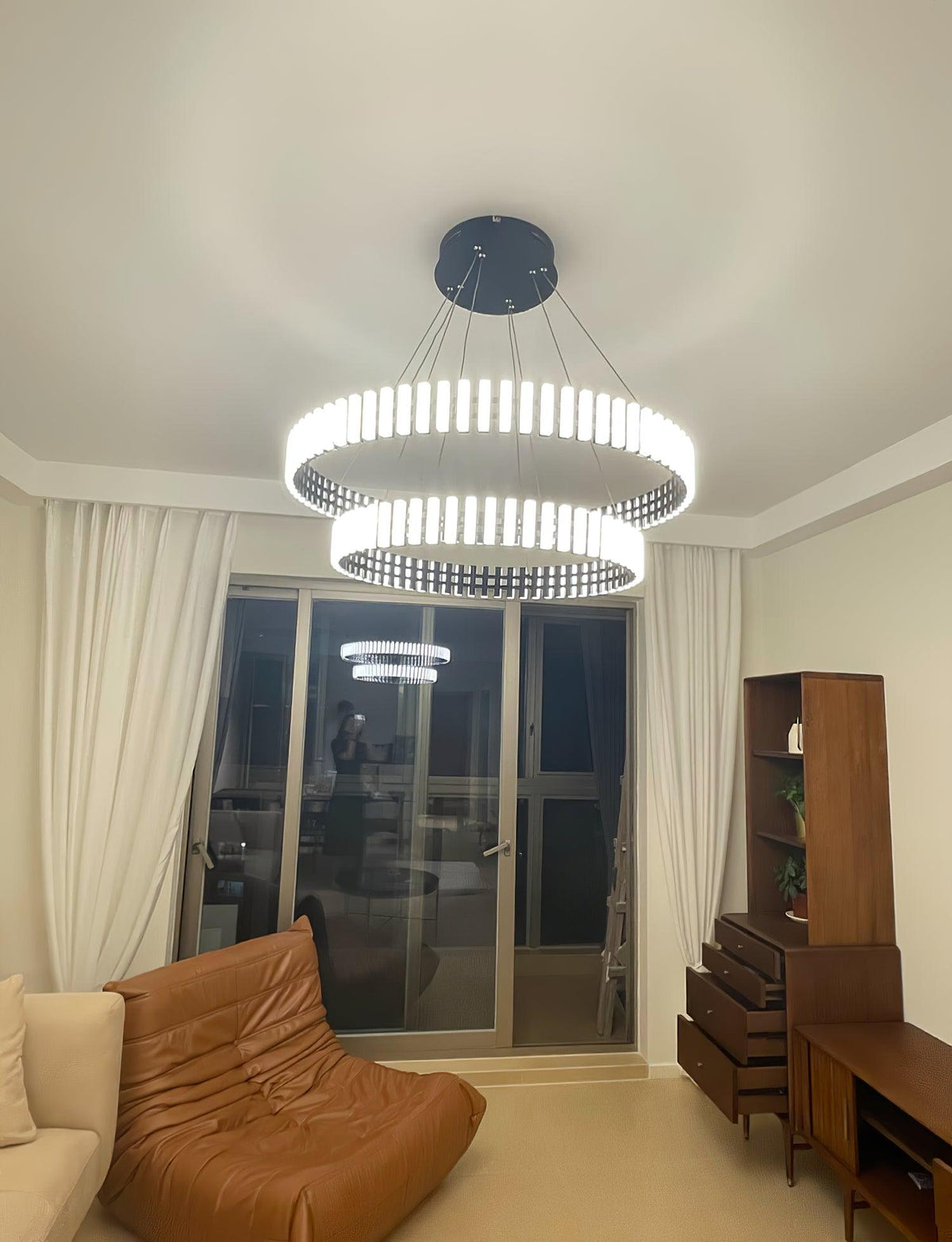 Rivo Stylis Hanging LED Chandelier