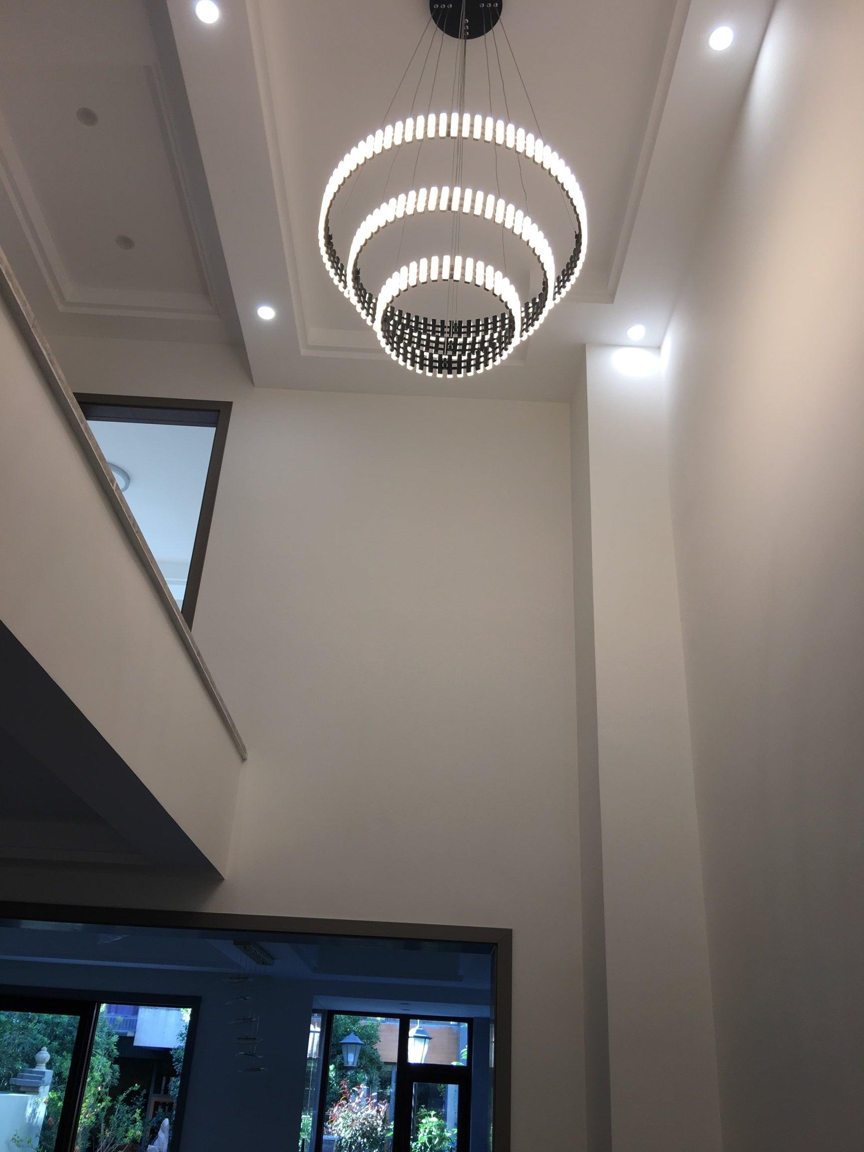 Rivo Stylis Hanging LED Chandelier