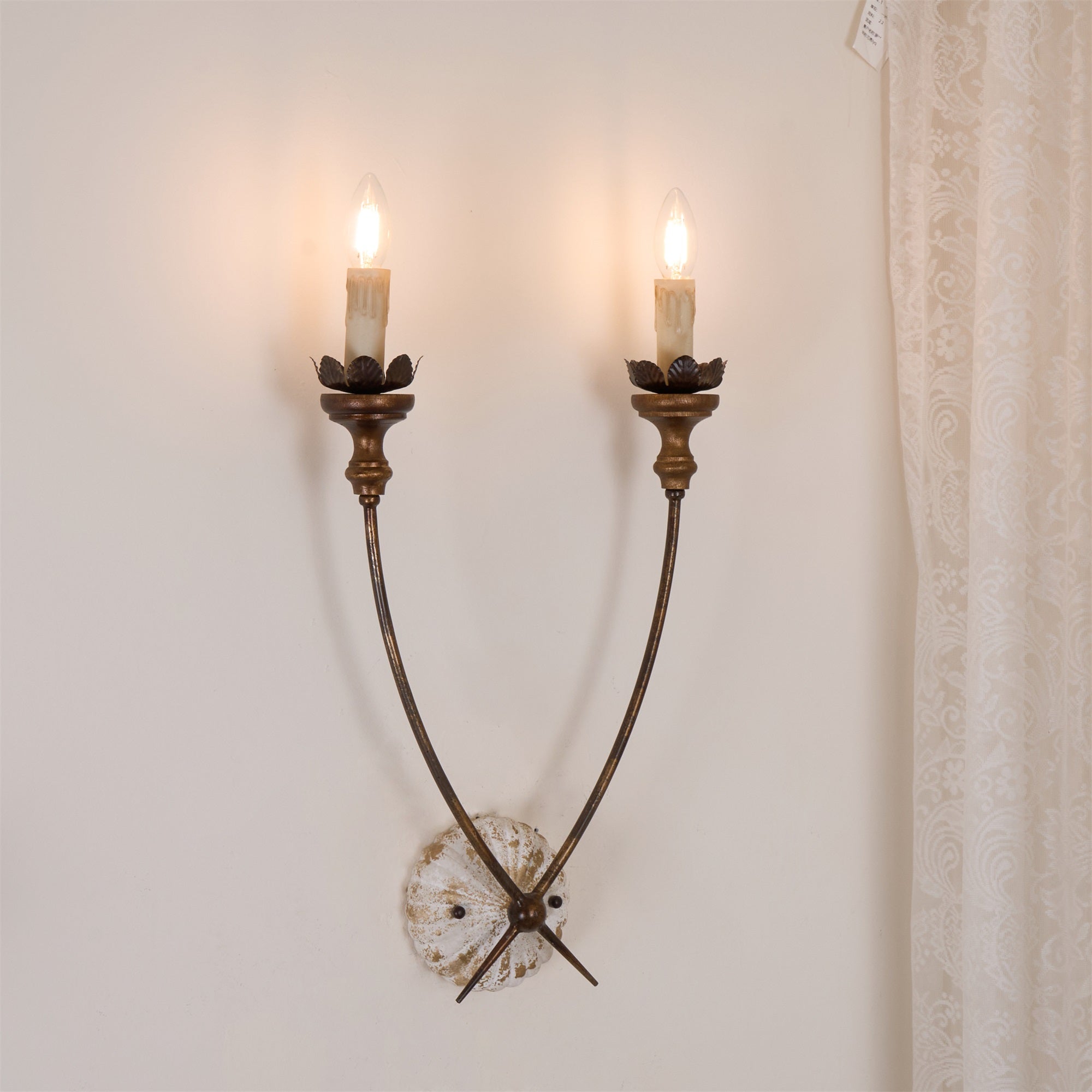 Rinirise Wooden Wall Lamp