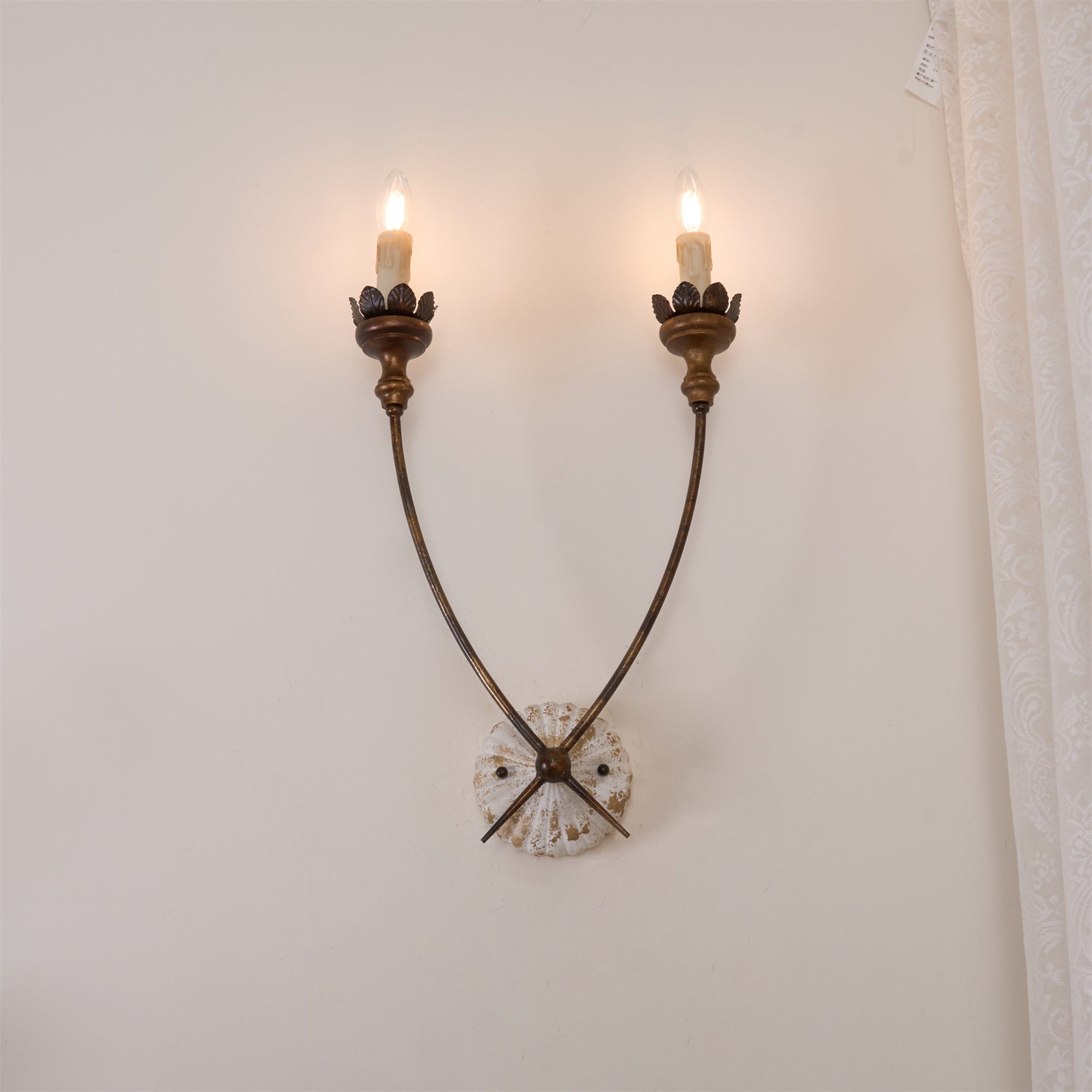 Rinirise Wooden Wall Lamp