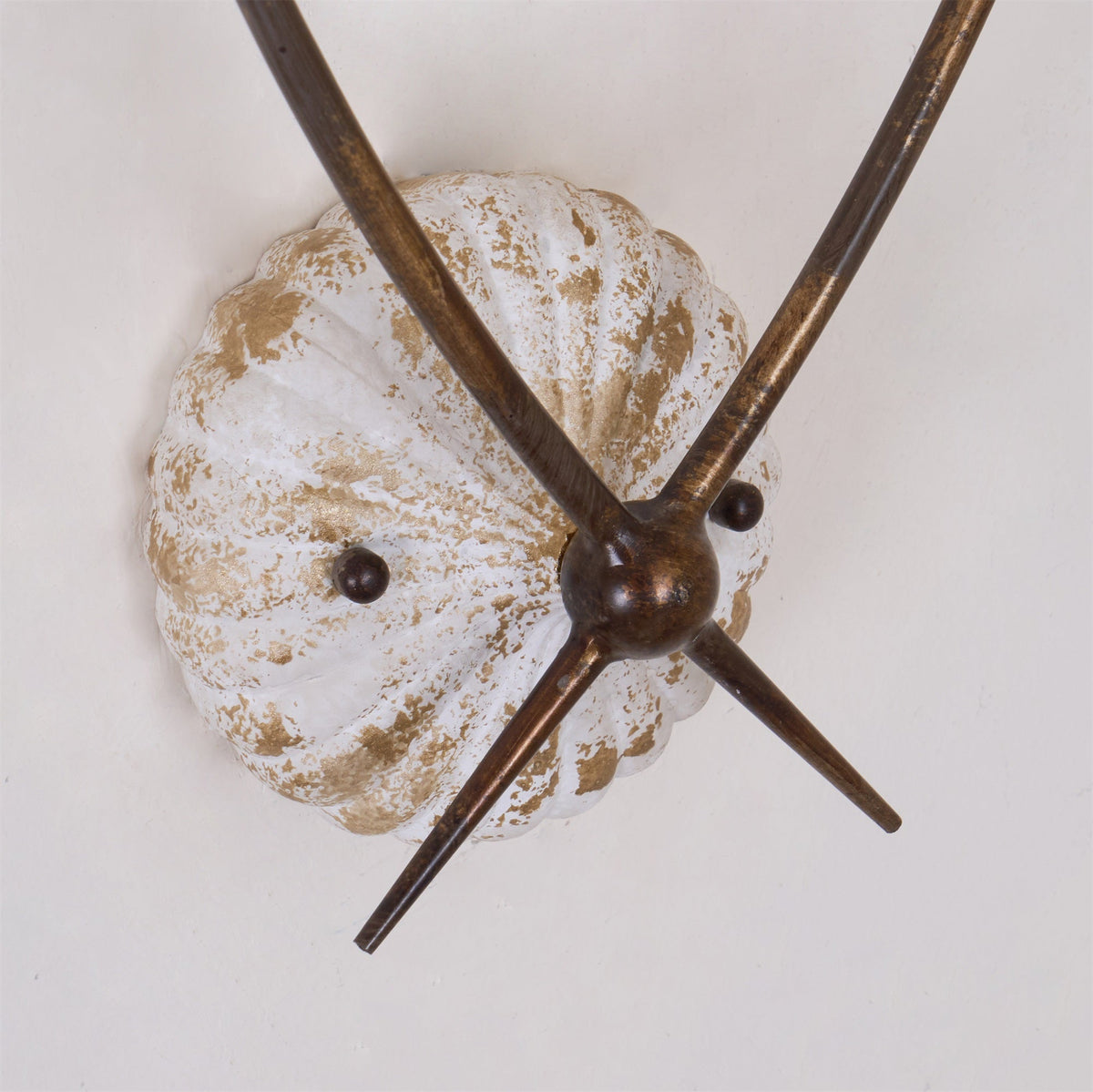 Rinirise Wooden Wall Lamp