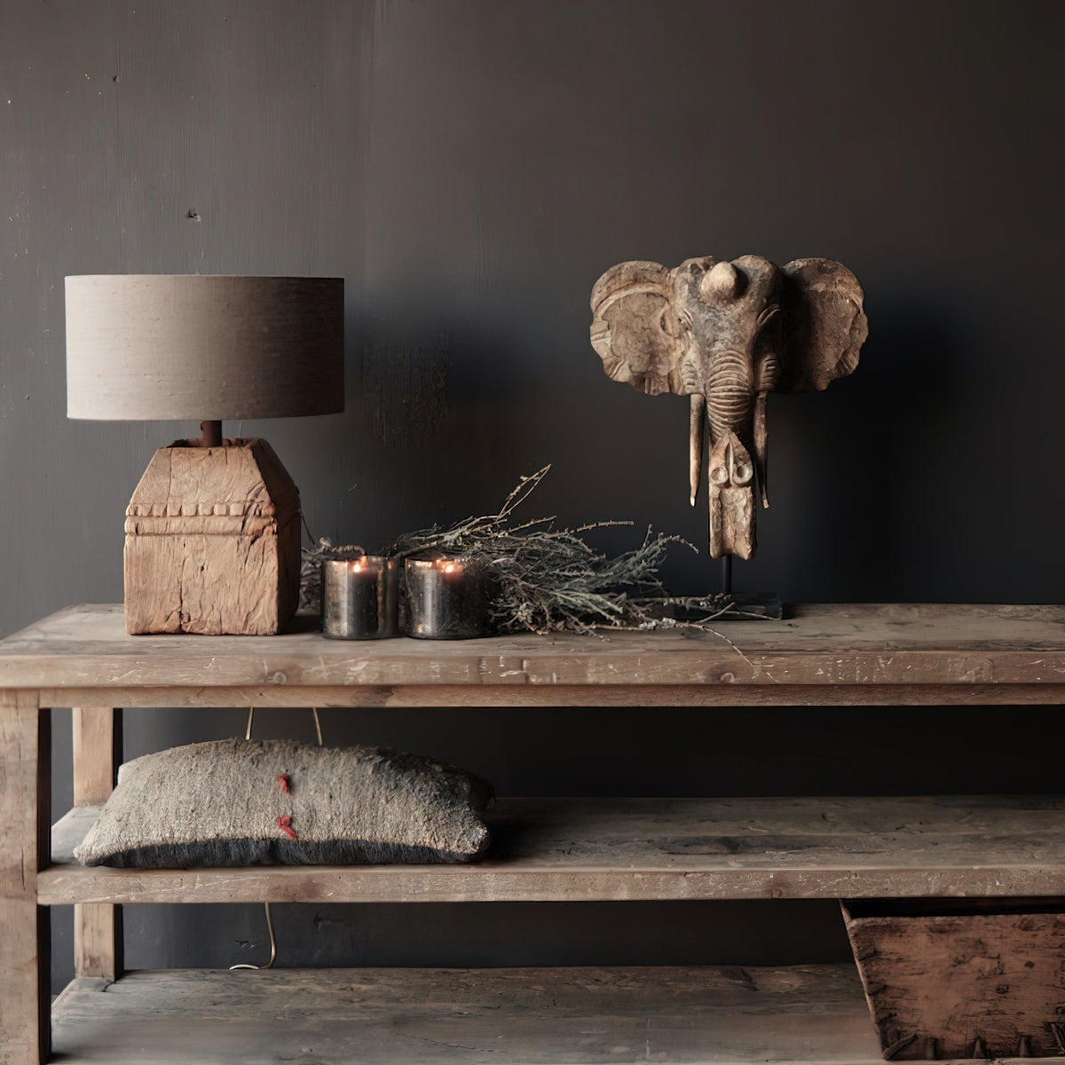 Velelelle Table Lamp