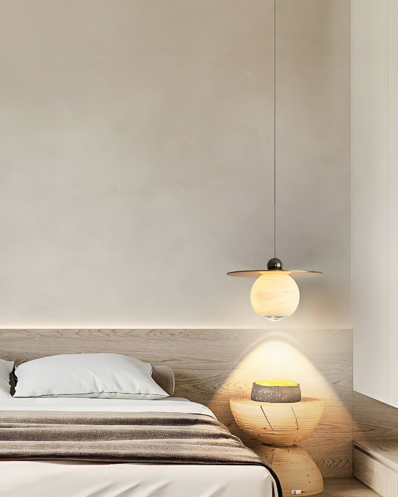 Orelorelia Pendant Light