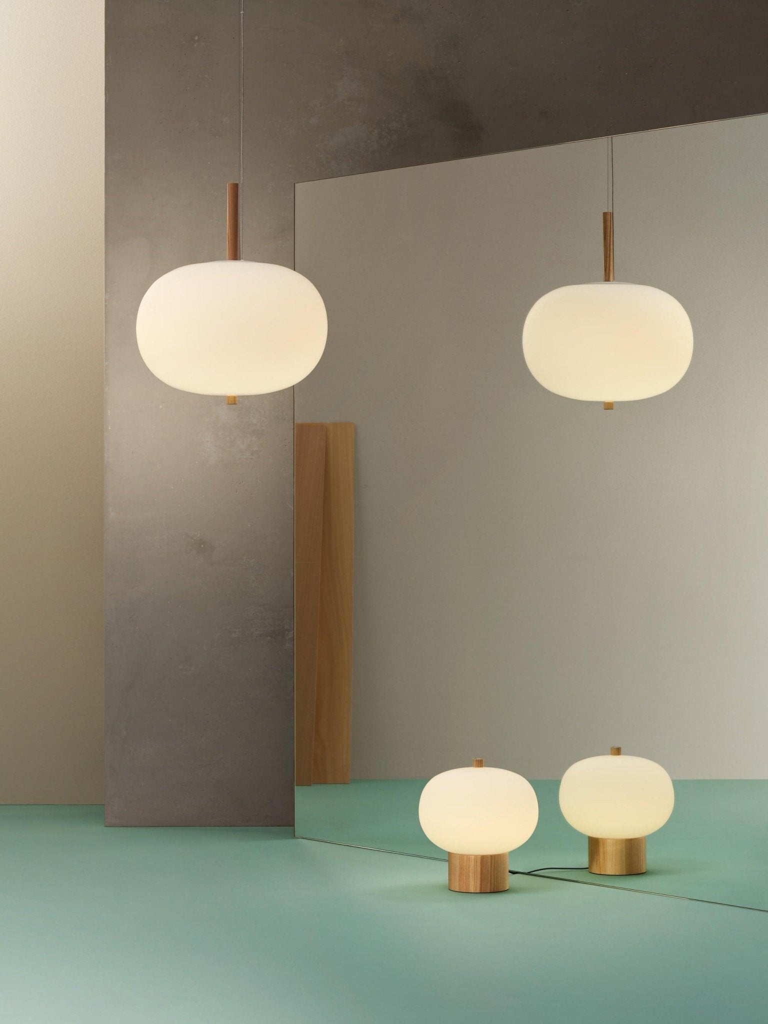 Jaldes Wood & Glass Table Lamp