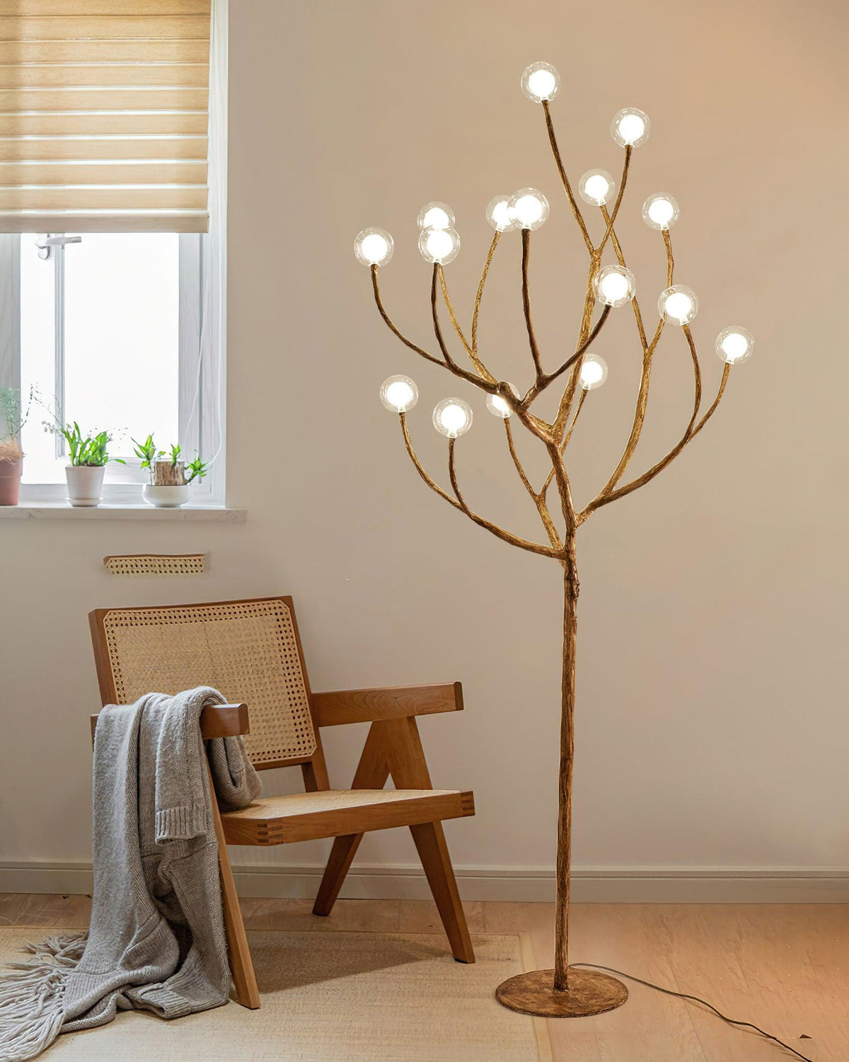 Nue Resin Floor Lamp
