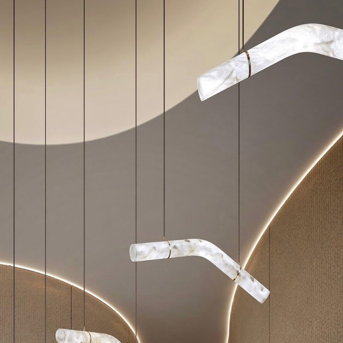 Mithos Curved Alabaster Pendant Light