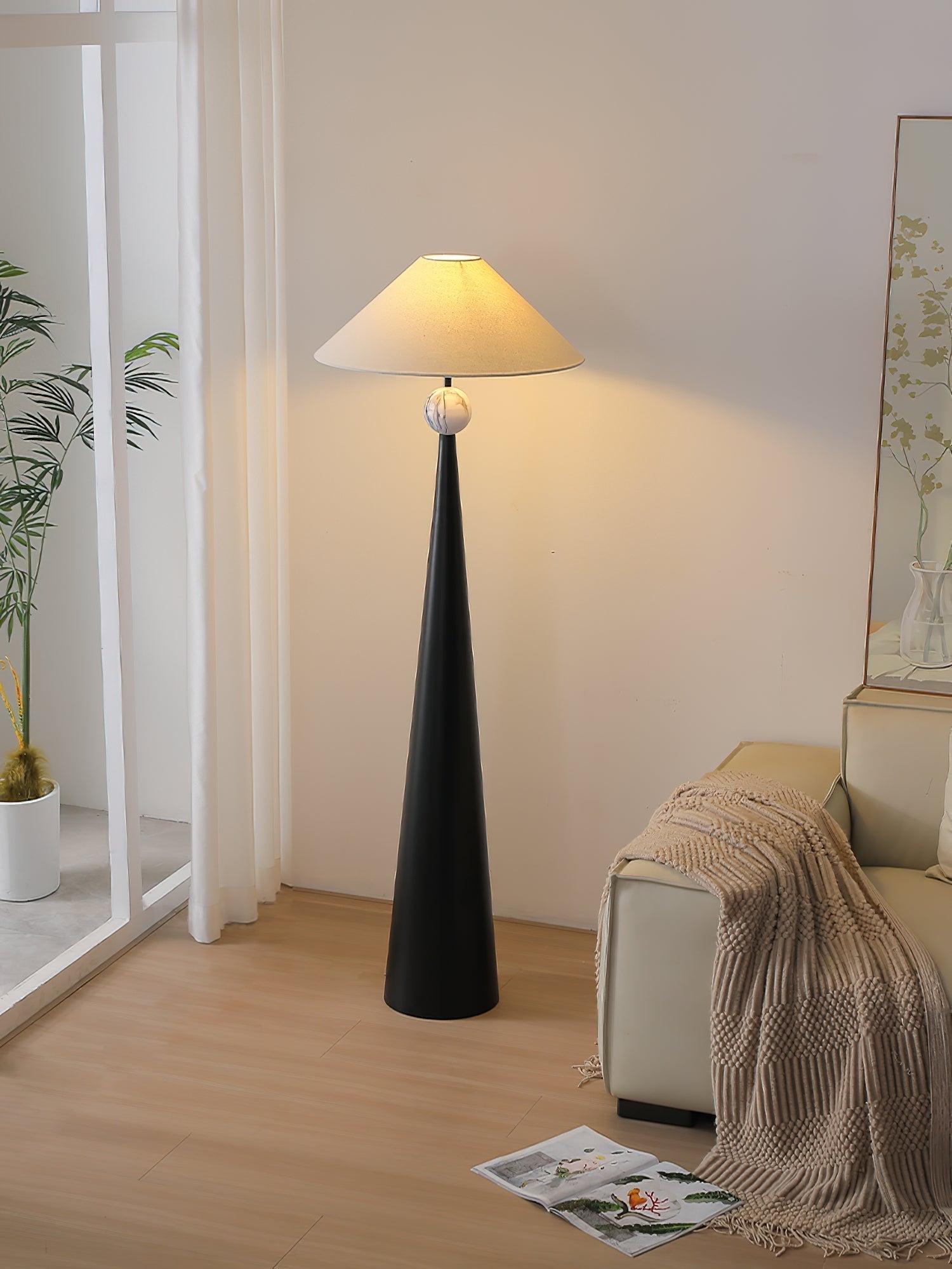 Elaaraine Floor Lamp