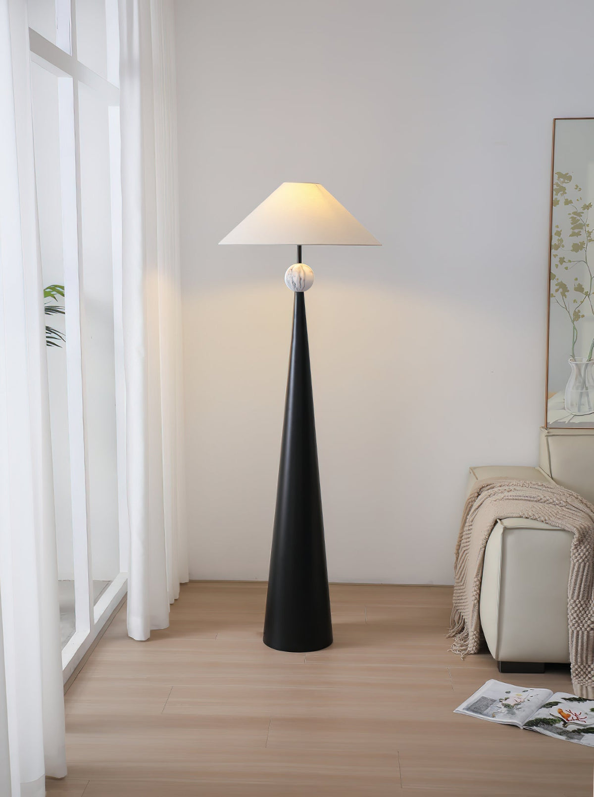 Elaaraine Floor Lamp