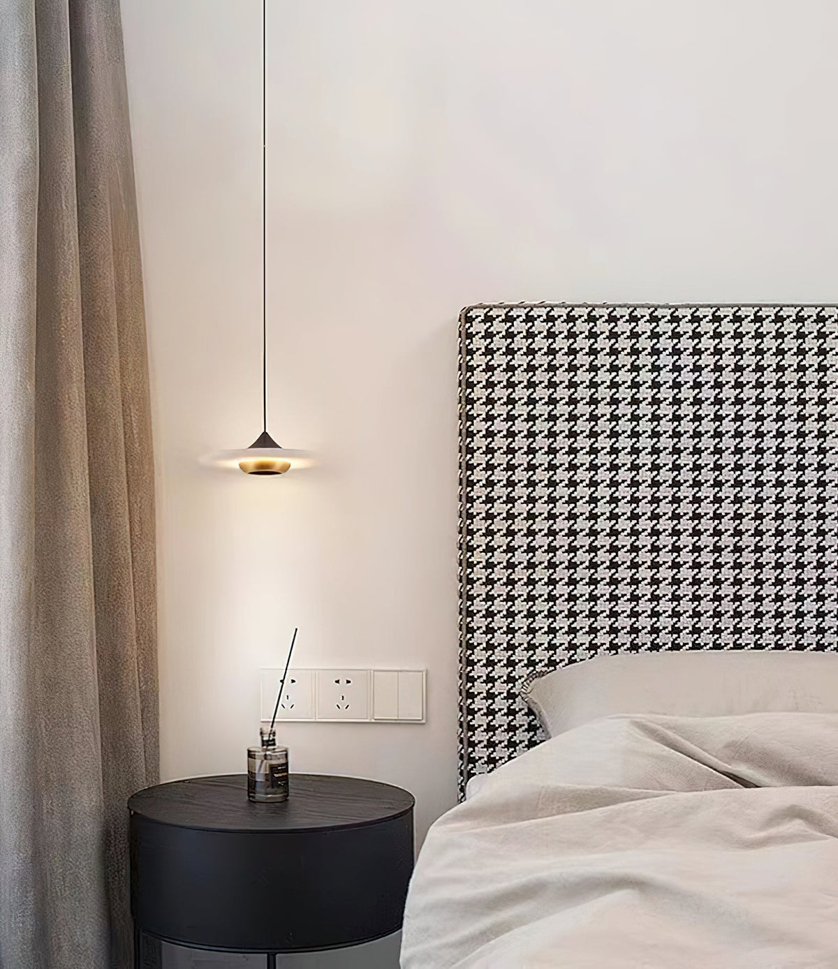 Sororira Pendant Light