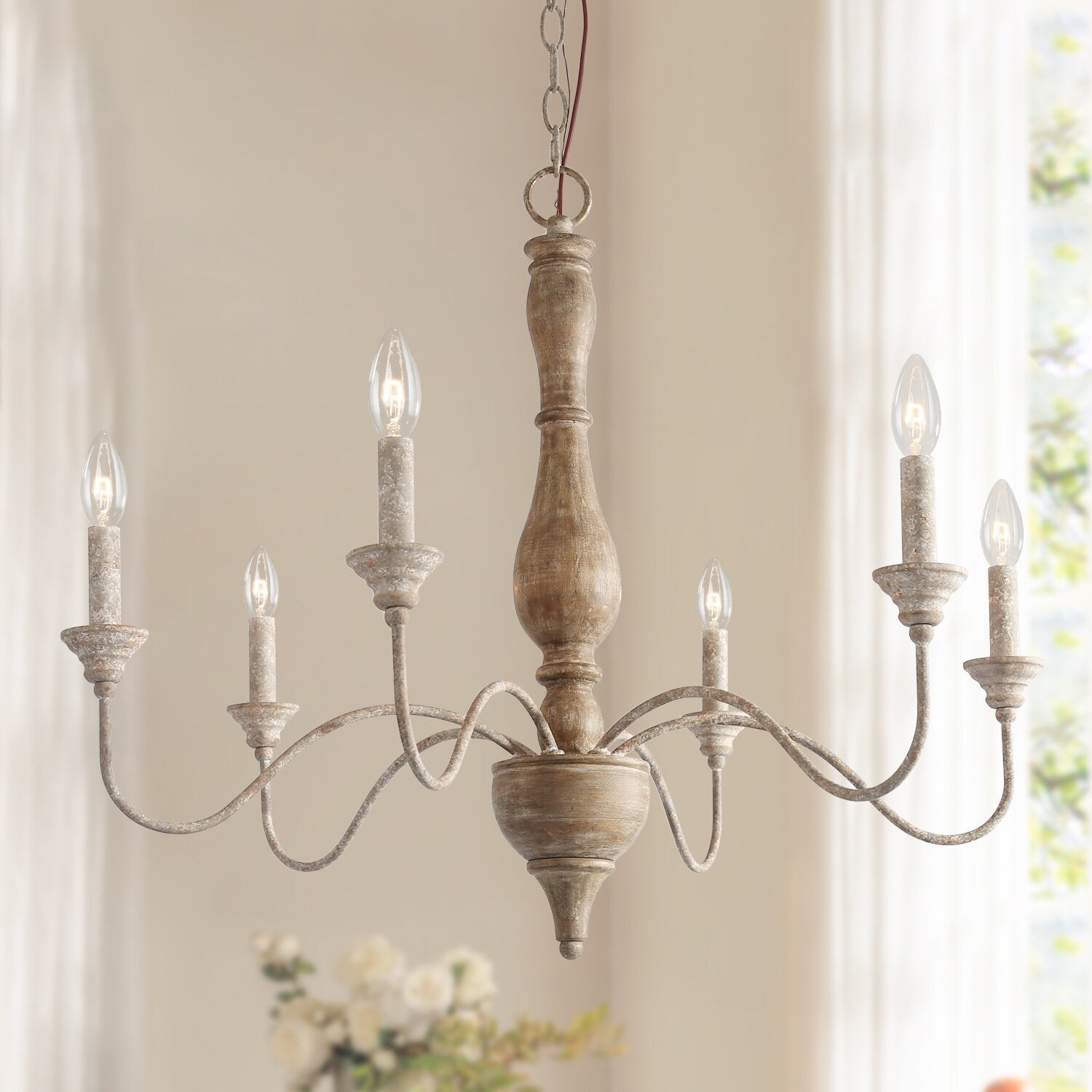 Eurloryra Chandelier