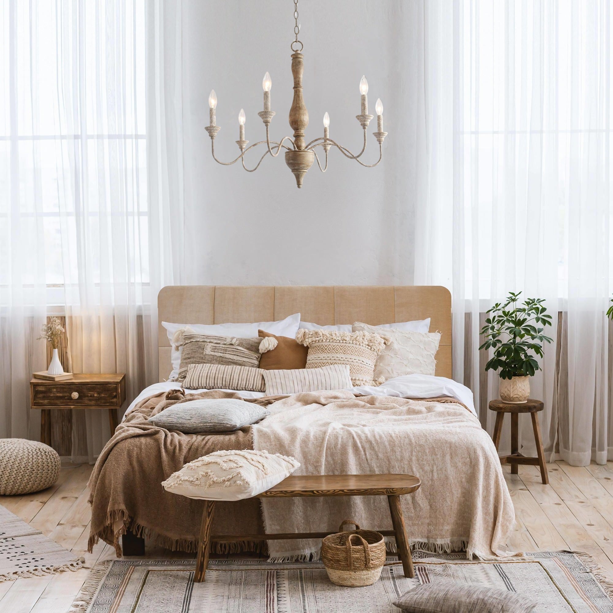 Eurloryra Chandelier