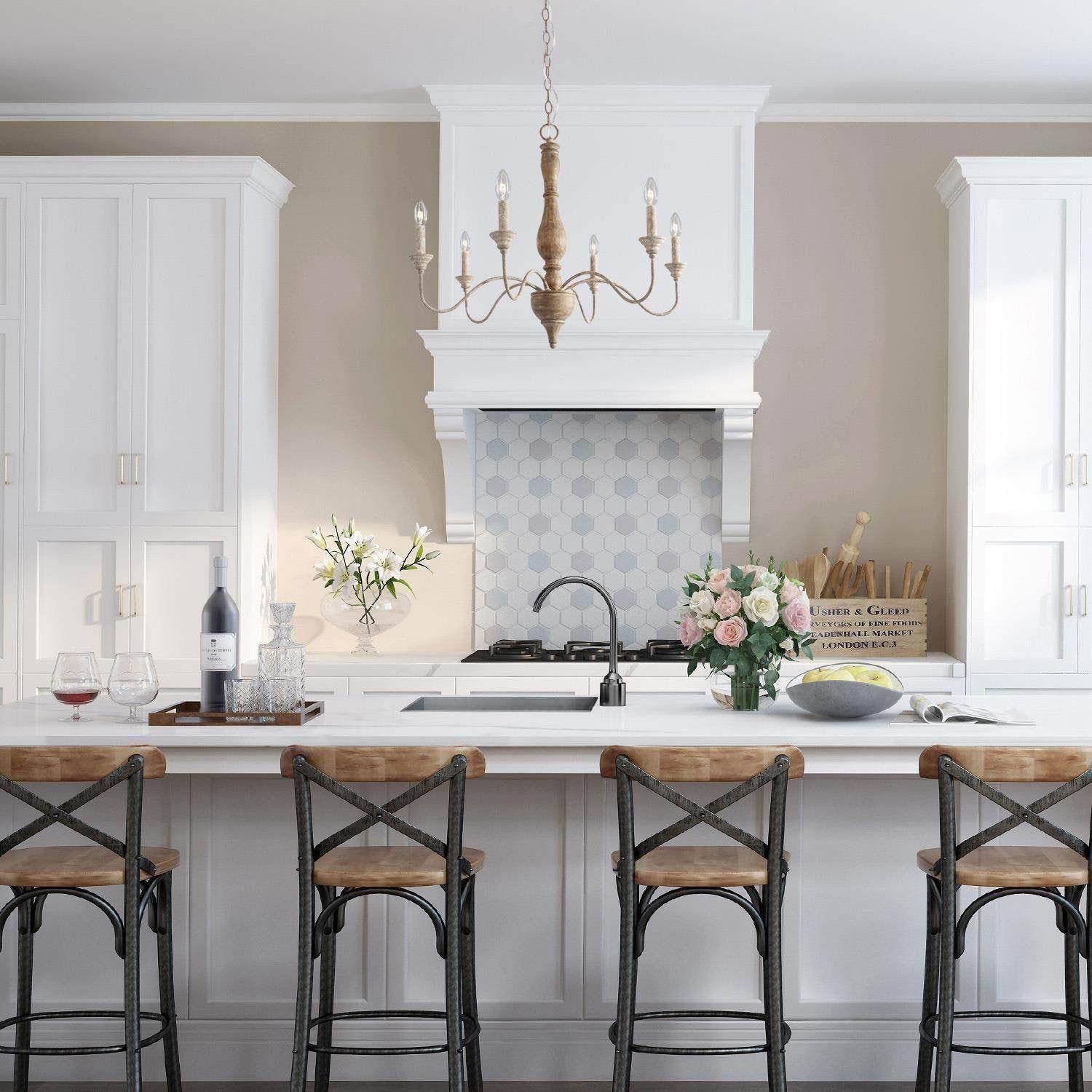 Eurloryra Chandelier