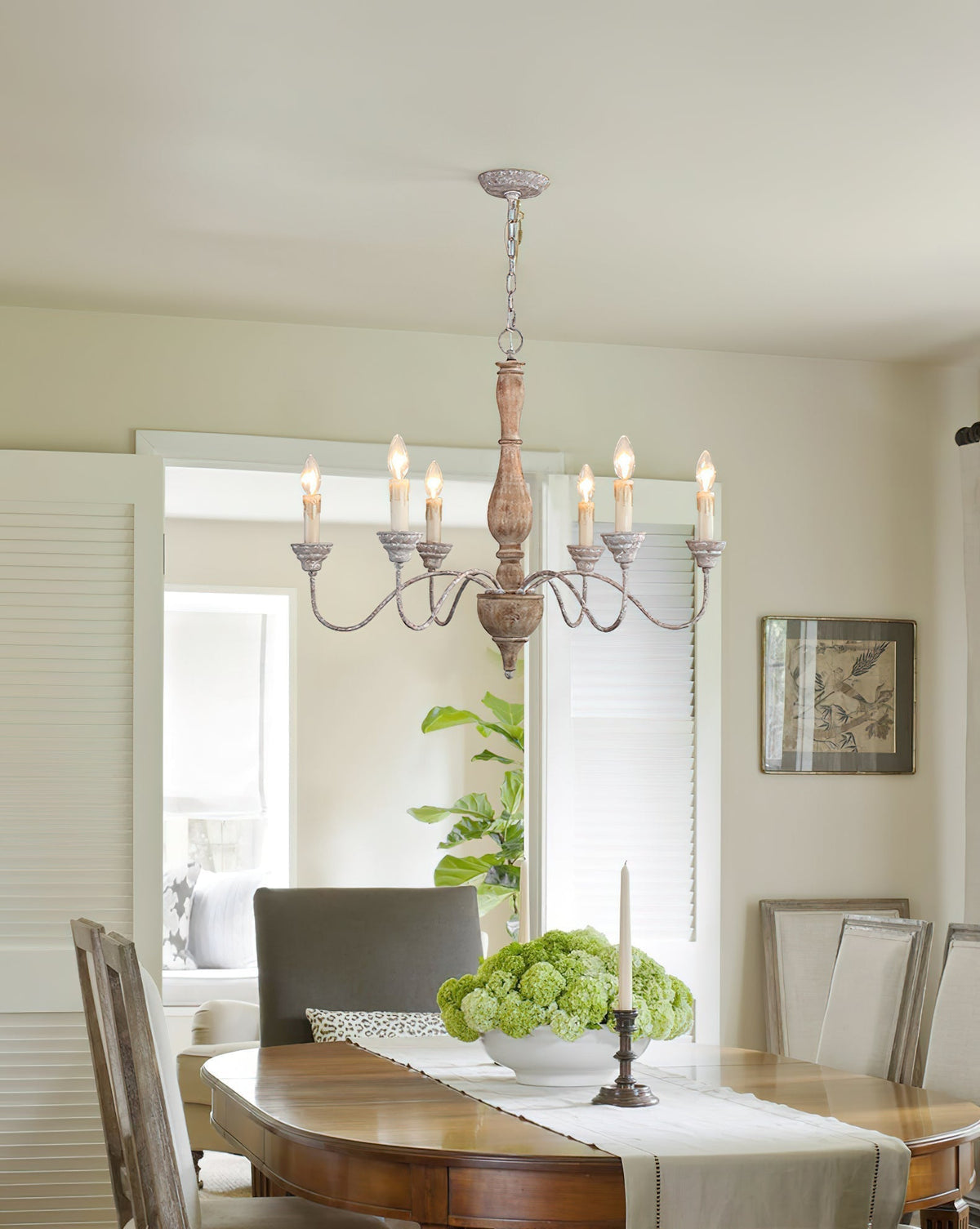 Eurloryra Chandelier
