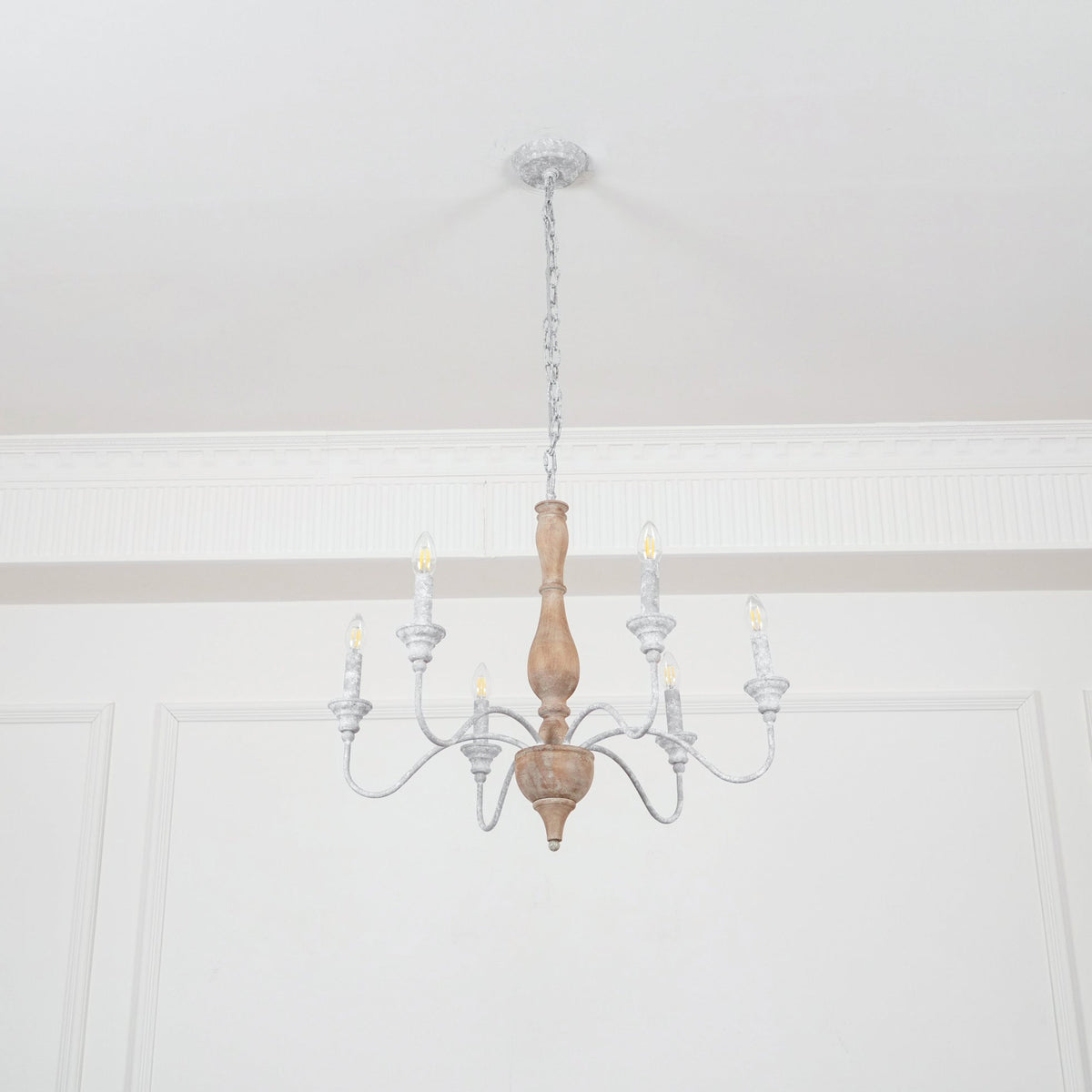 Eurloryra Chandelier