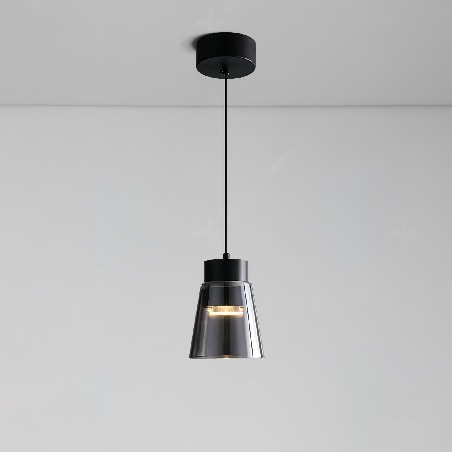 Nild Aluminum Classic Pendant Light