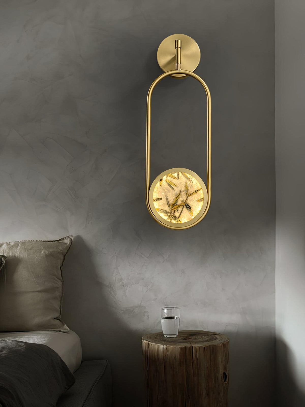 Casaraine Luxe Brass Wall Light
