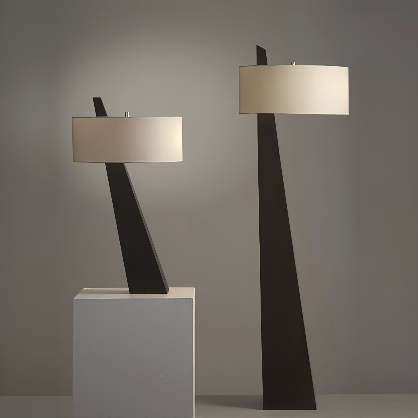 Renalise Obelisk Floor Lamp