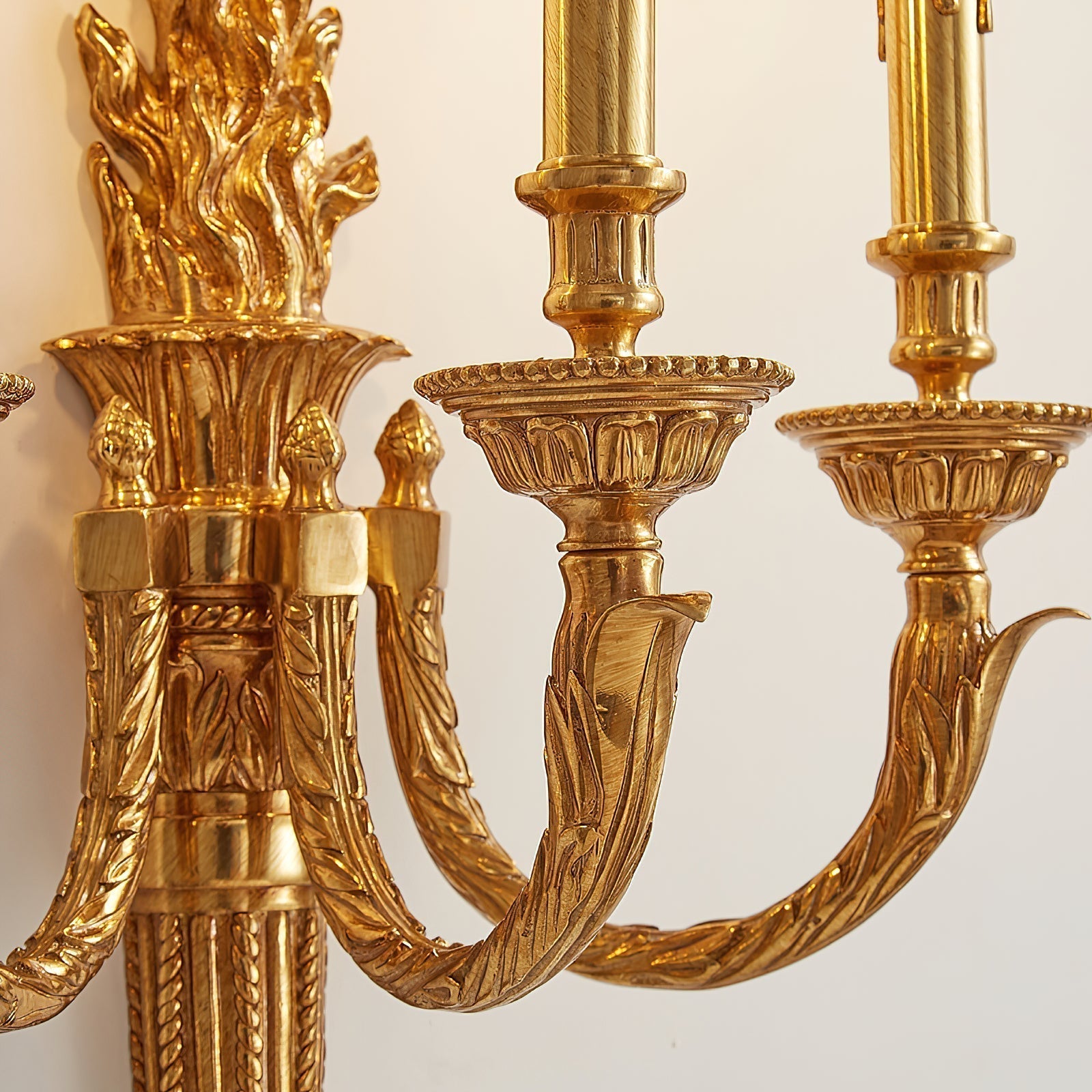 Julienne Wall Lamp