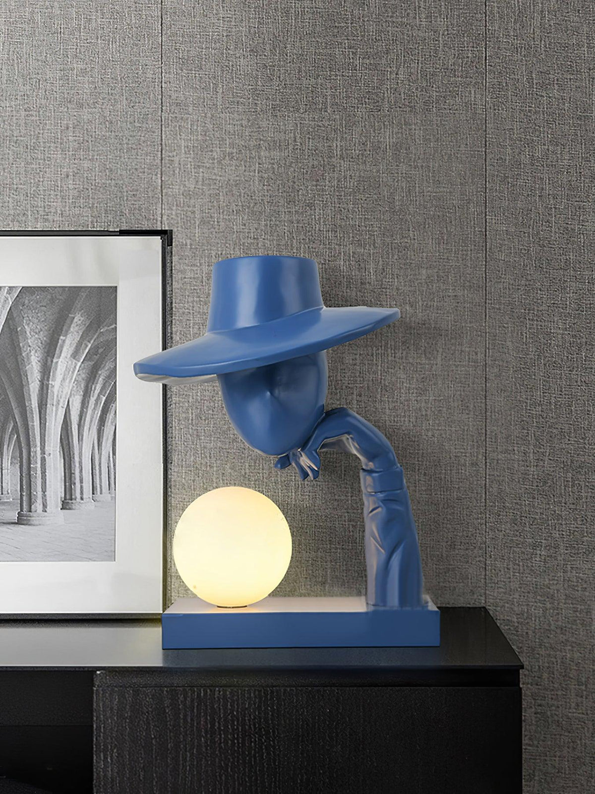 Cisoril Sculptural Ceramic Desk Lamp