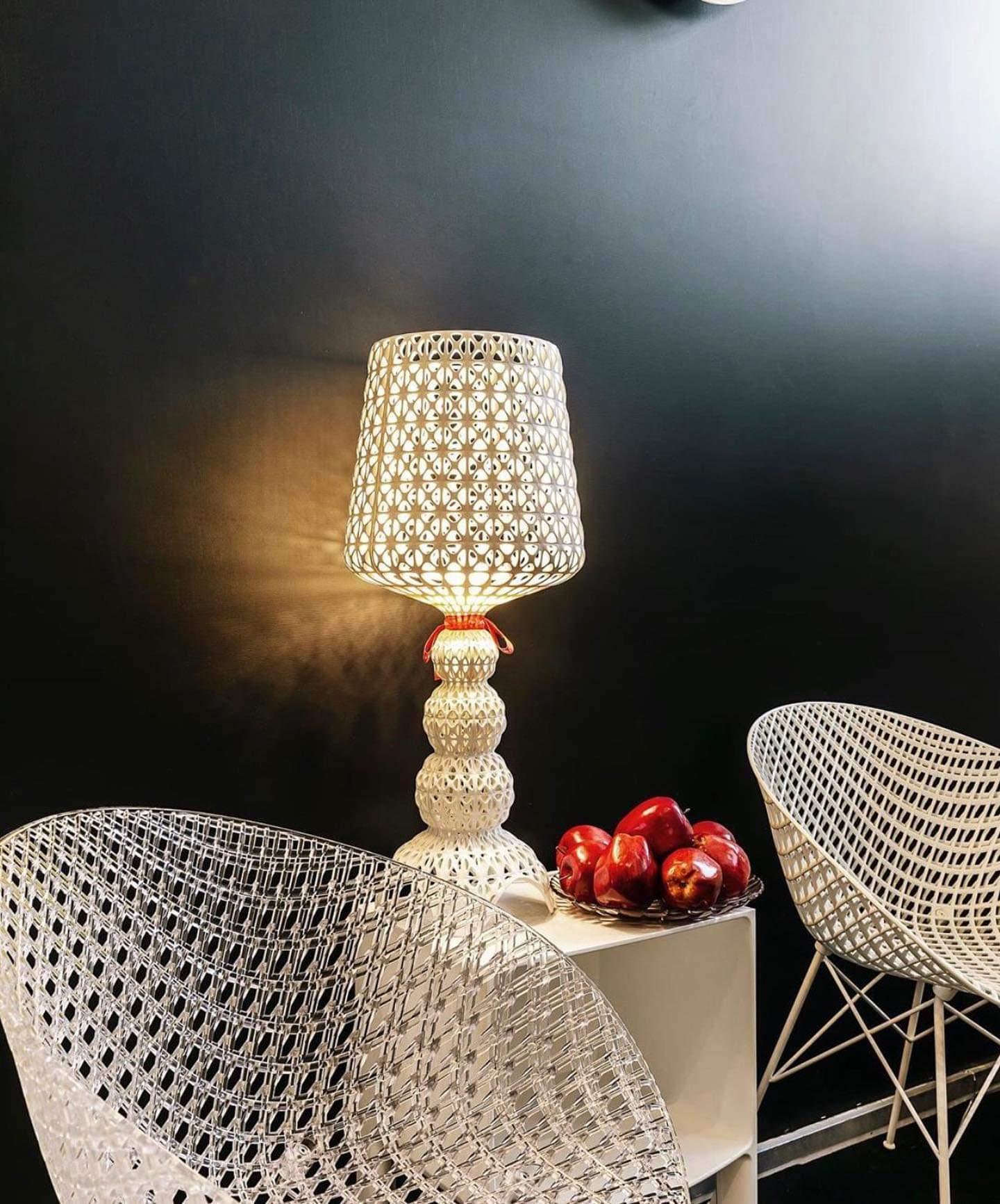 Lilah Acrylic Luxury Table Lamp