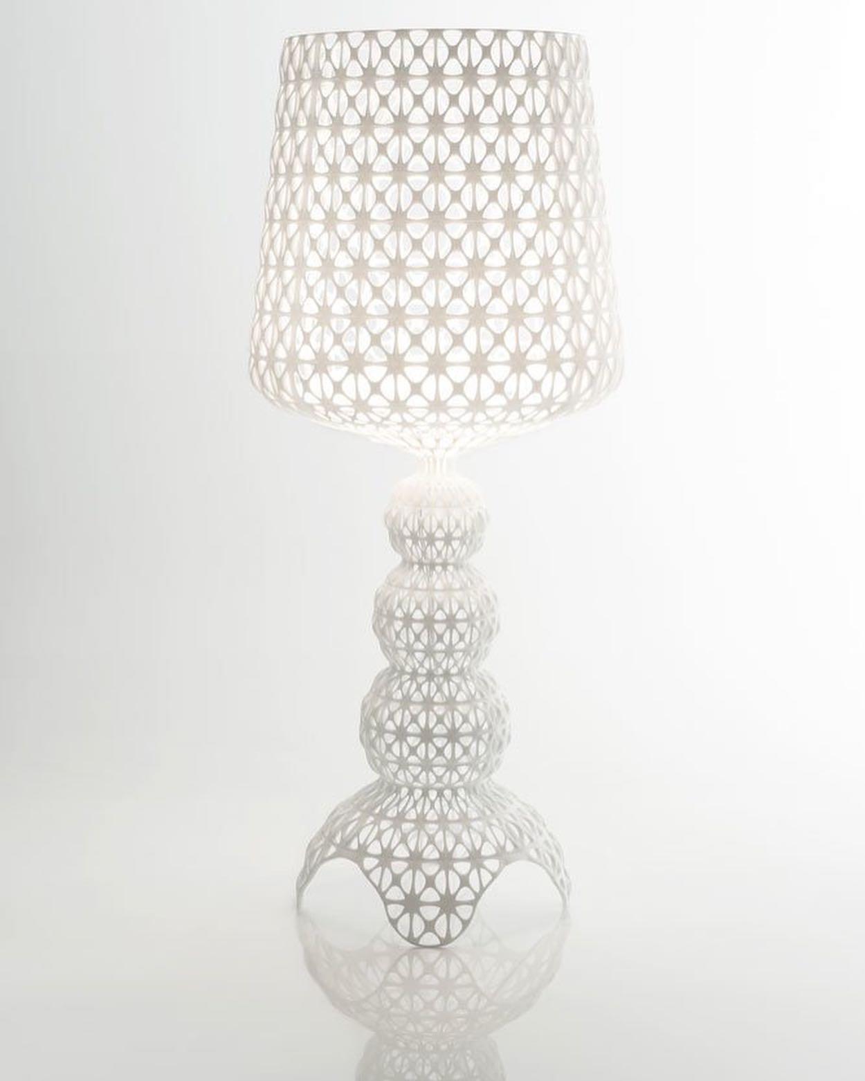 Lilah Acrylic Luxury Table Lamp