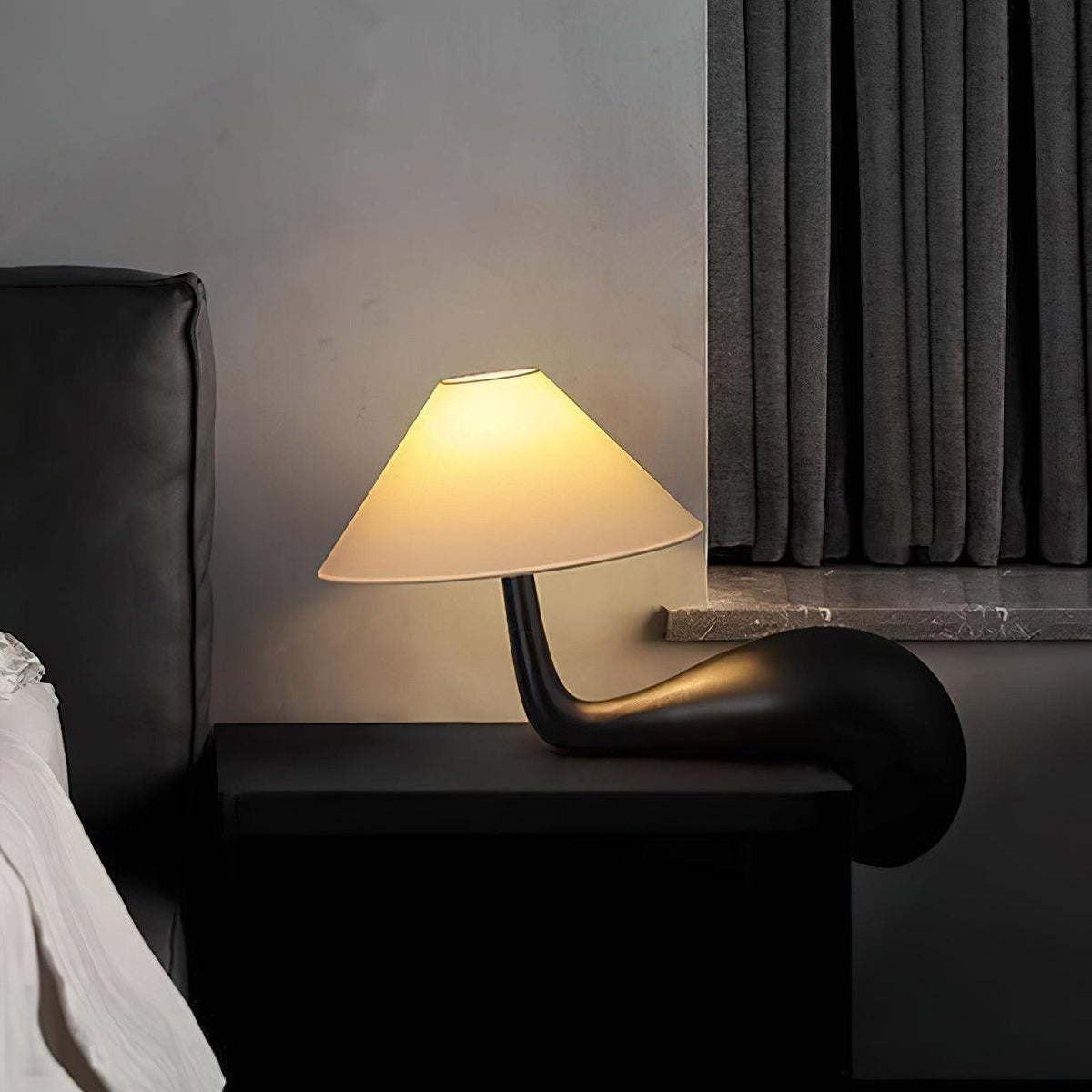 Solisise Wood Artistic Table Lamp