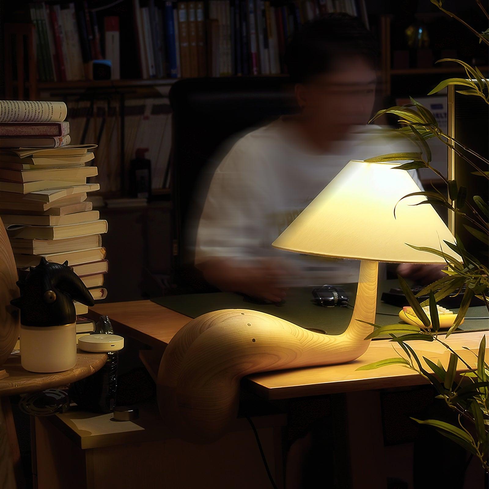 Solisise Wood Artistic Table Lamp