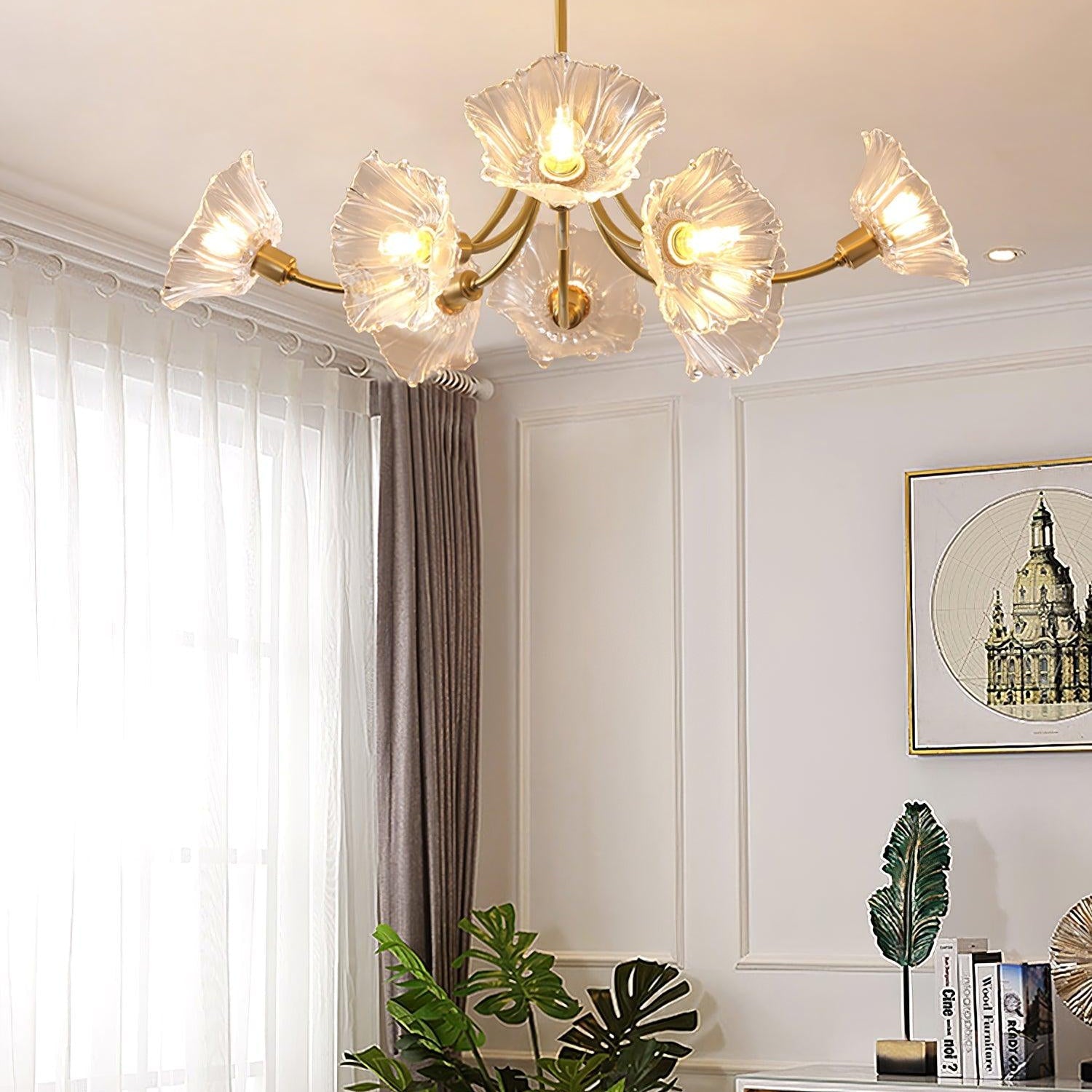 Lustra Chandelier Flower Glass with Brass Finish - Neutral Decor