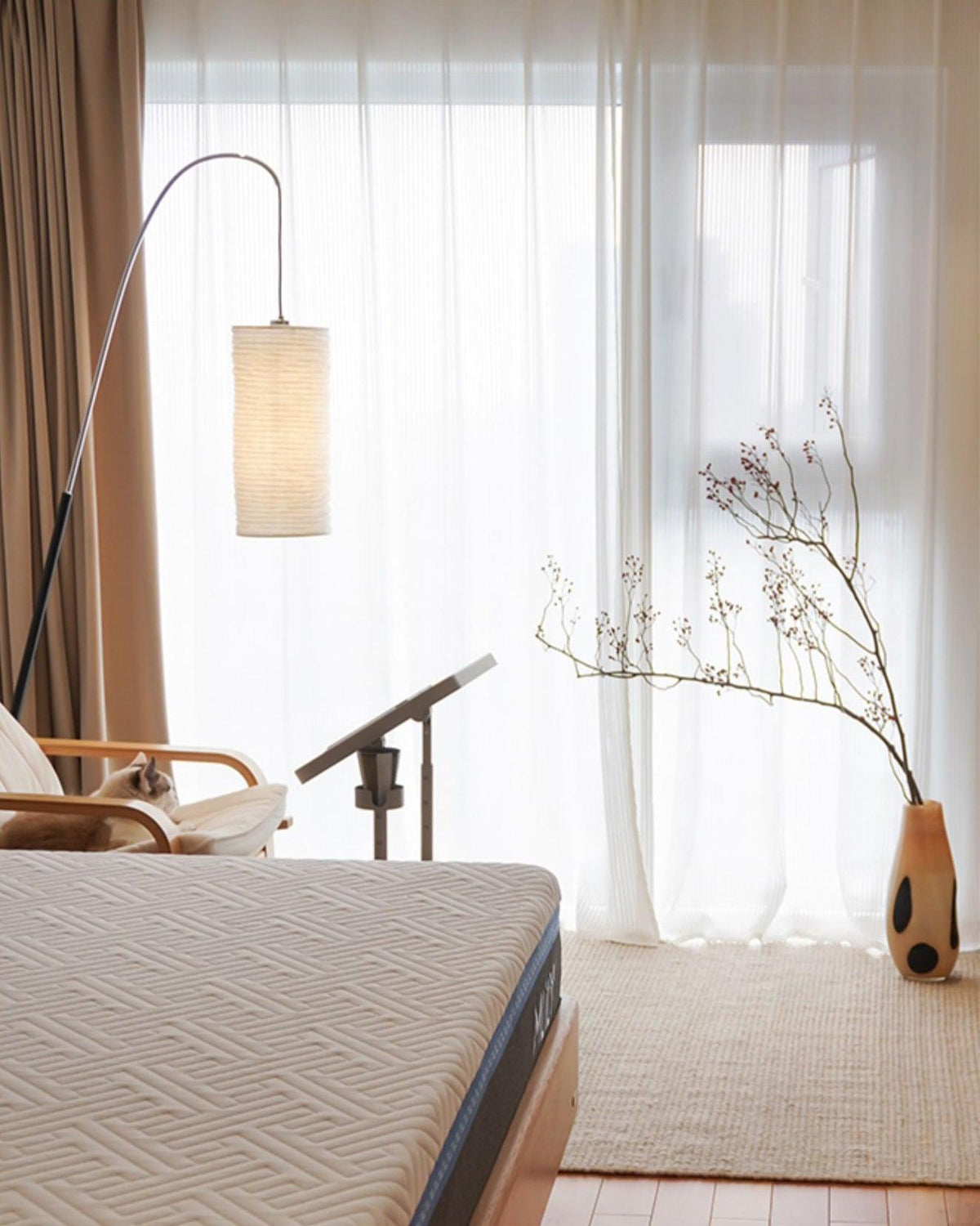 Polvin Contemporary Paper Floor Lamp