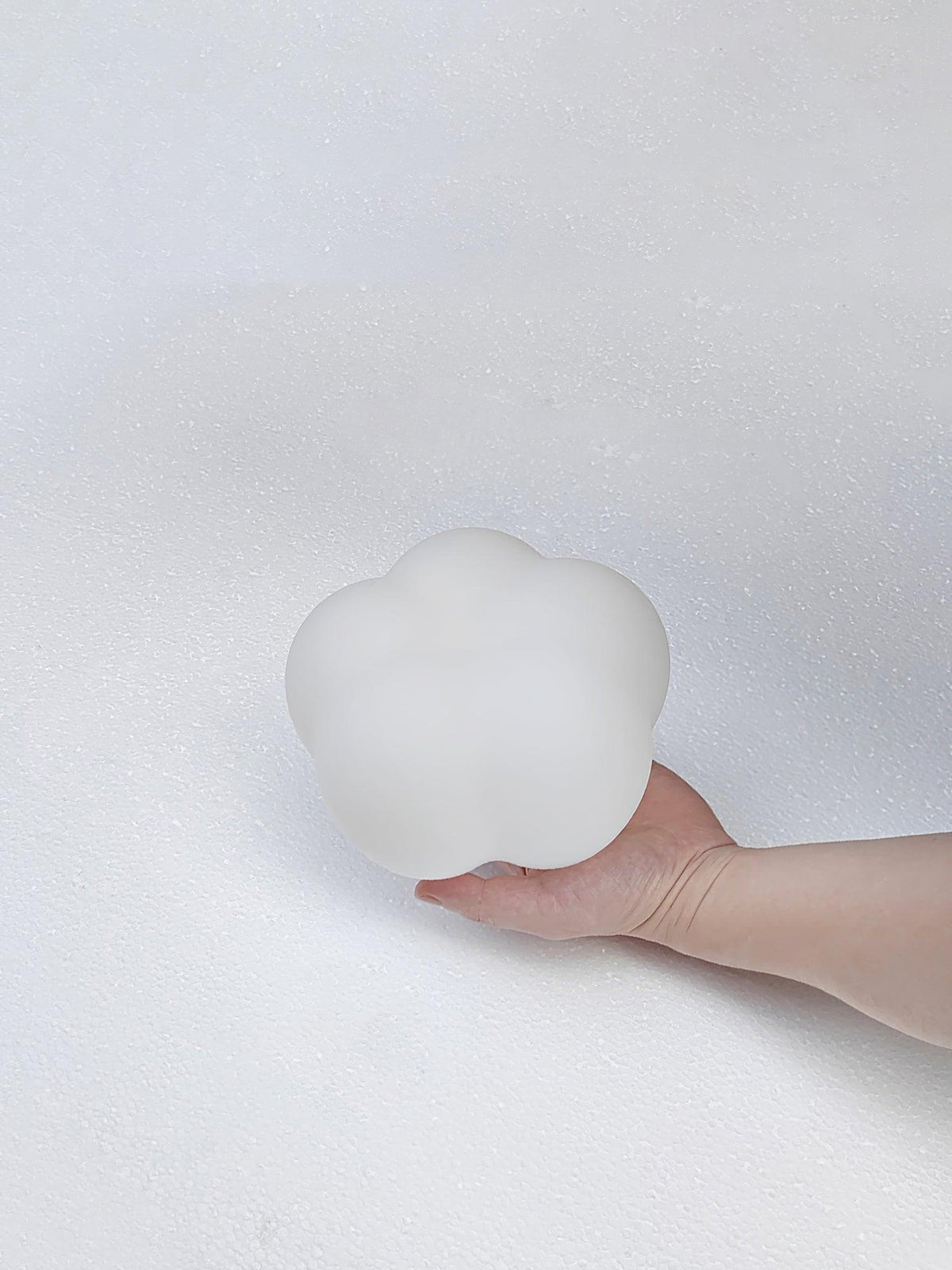 Vontes Nordic Art Flower Mini Ceiling Lamp