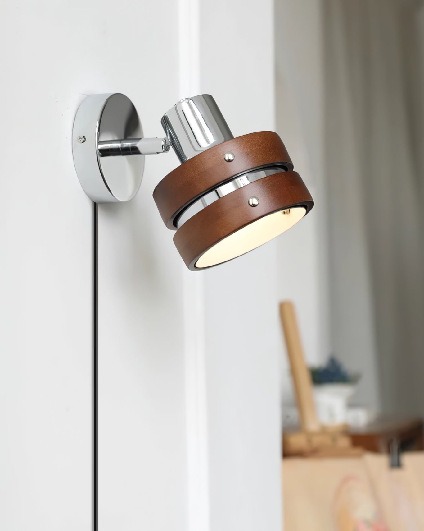 Nildes Wood Classic Wall Lamp