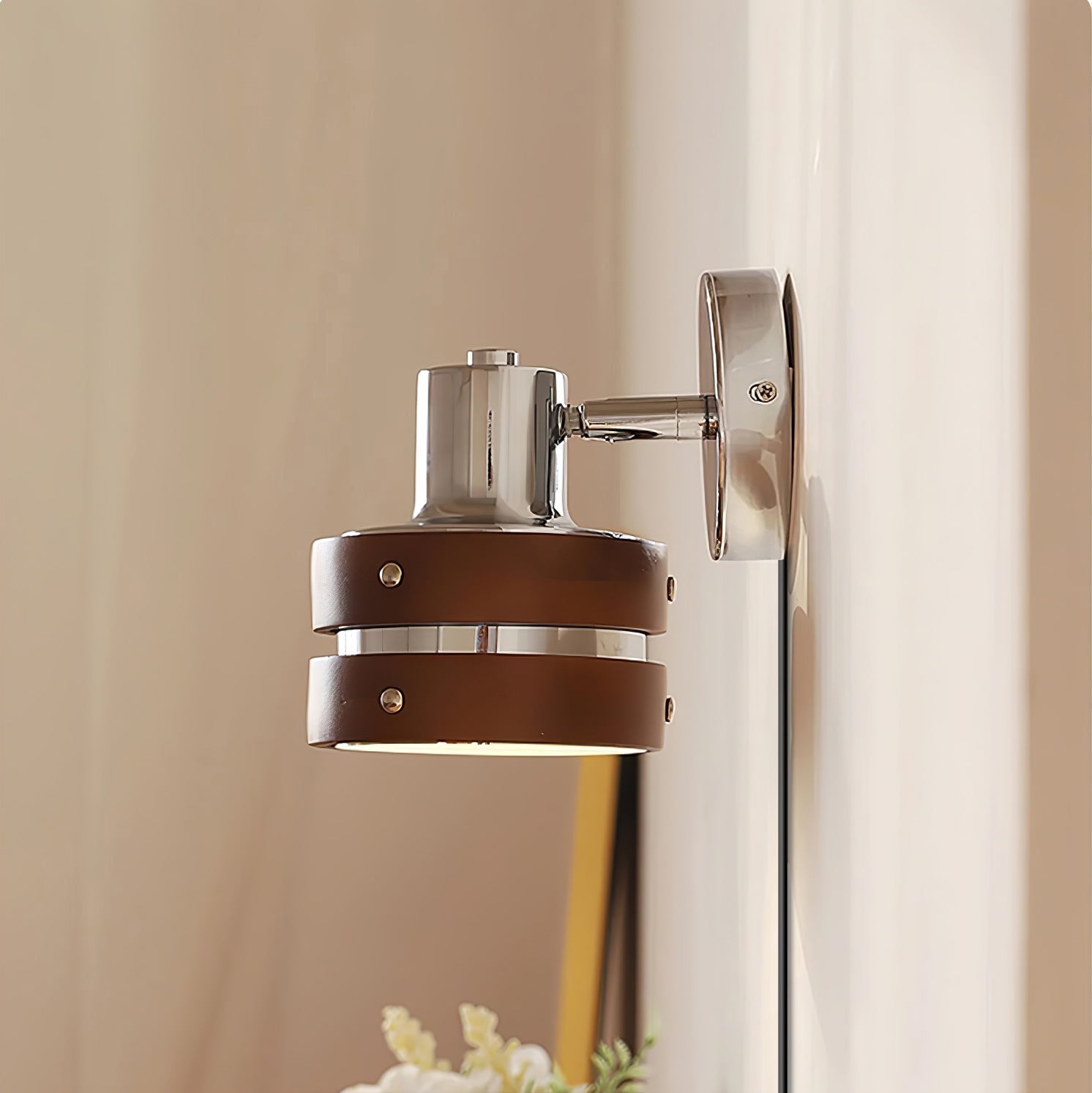 Nildes Wood Classic Wall Lamp