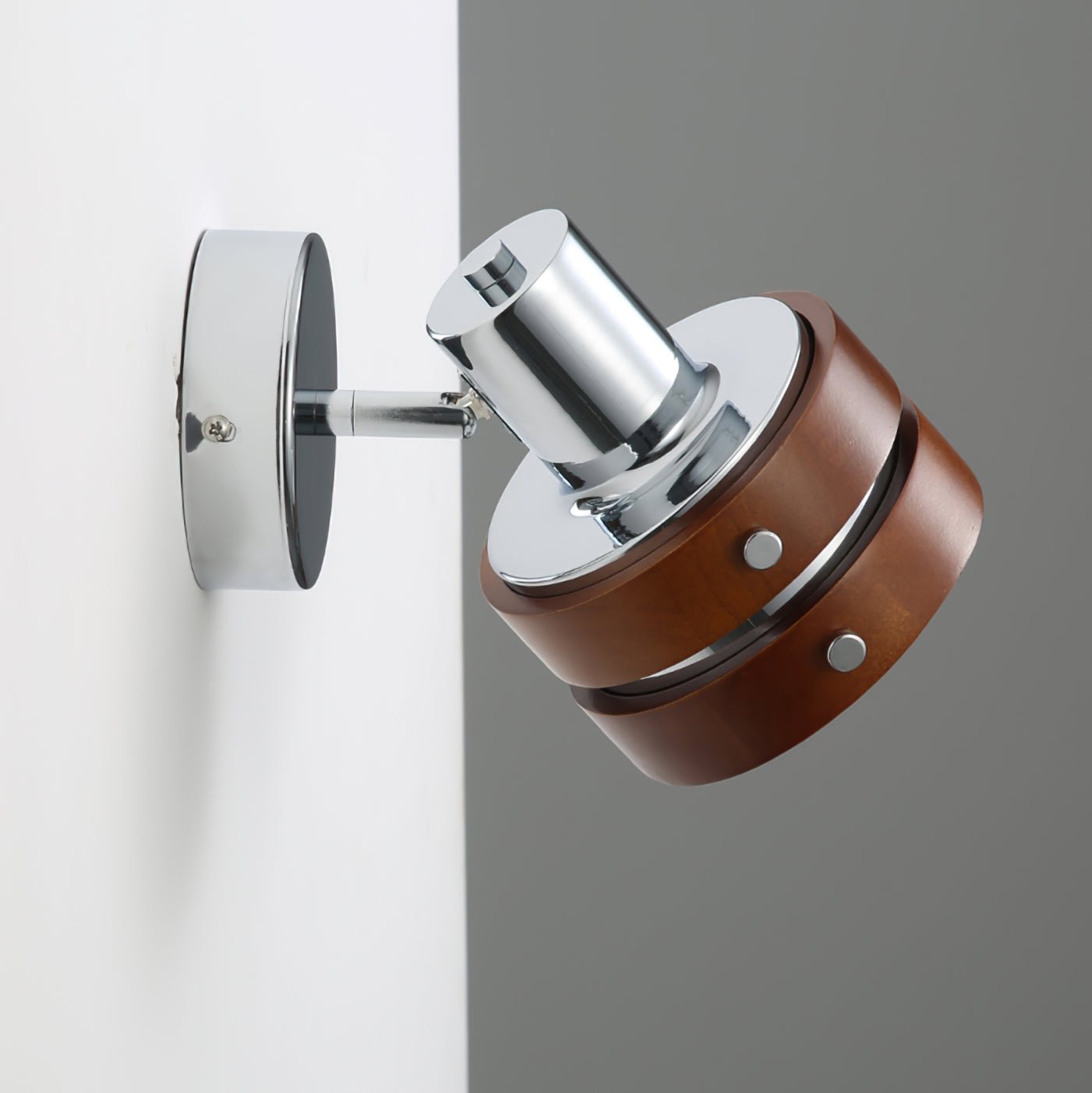 Avenor Premium Nordic Art Walnut Wall Lamp
