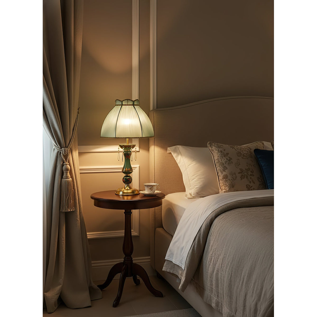 Lumuia Table Lamp