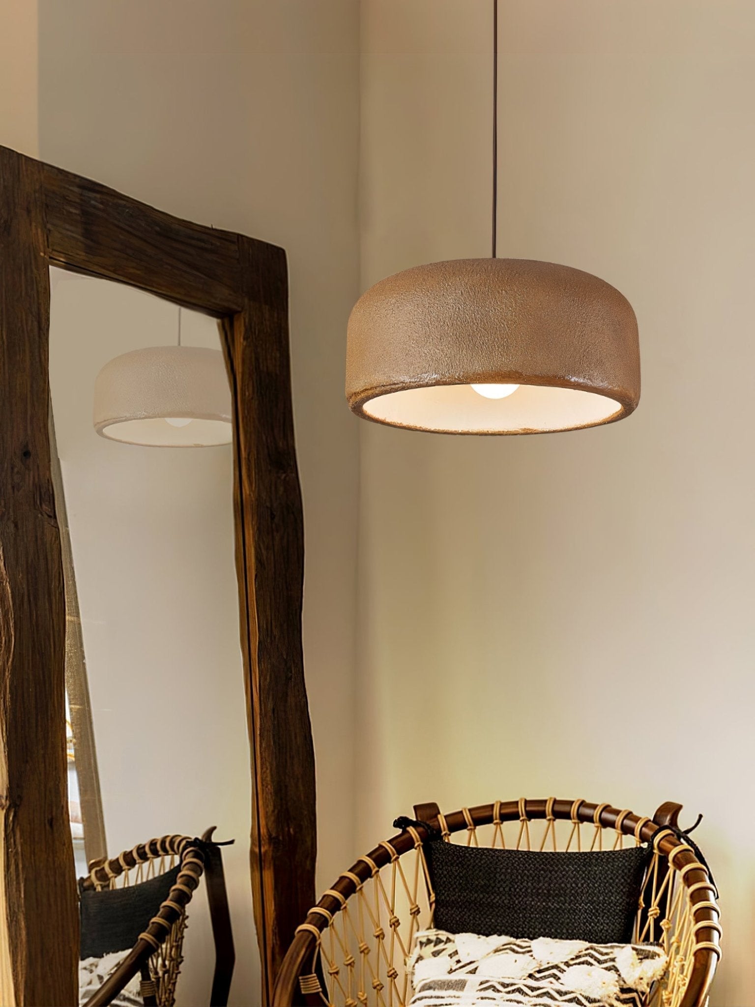Sevenor Resin Scandinavian Pendant Lamp