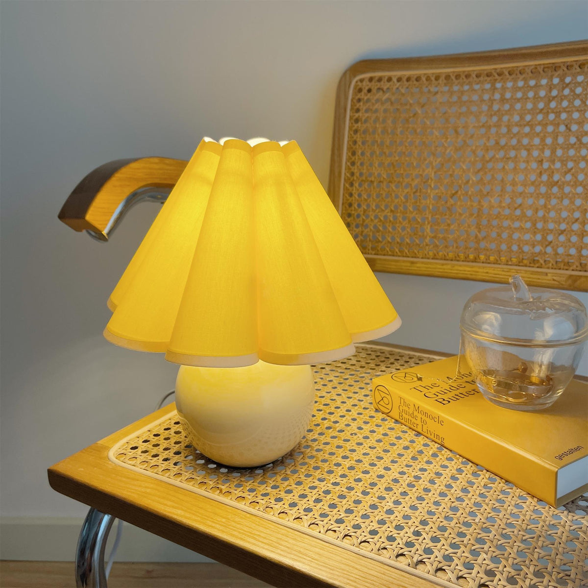 Nirixon Fabric Whimsical Table Lamp