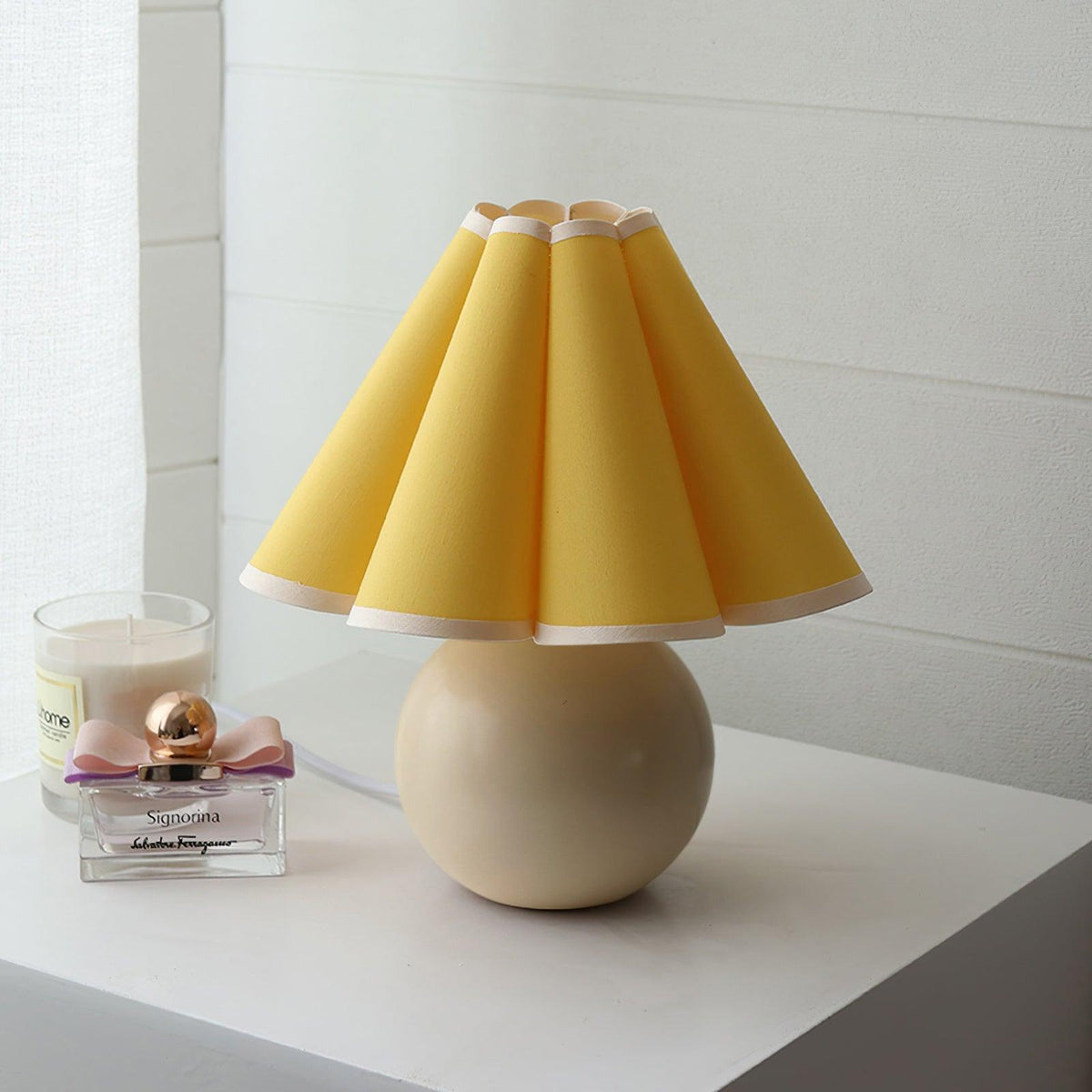 Nirixon Fabric Whimsical Table Lamp