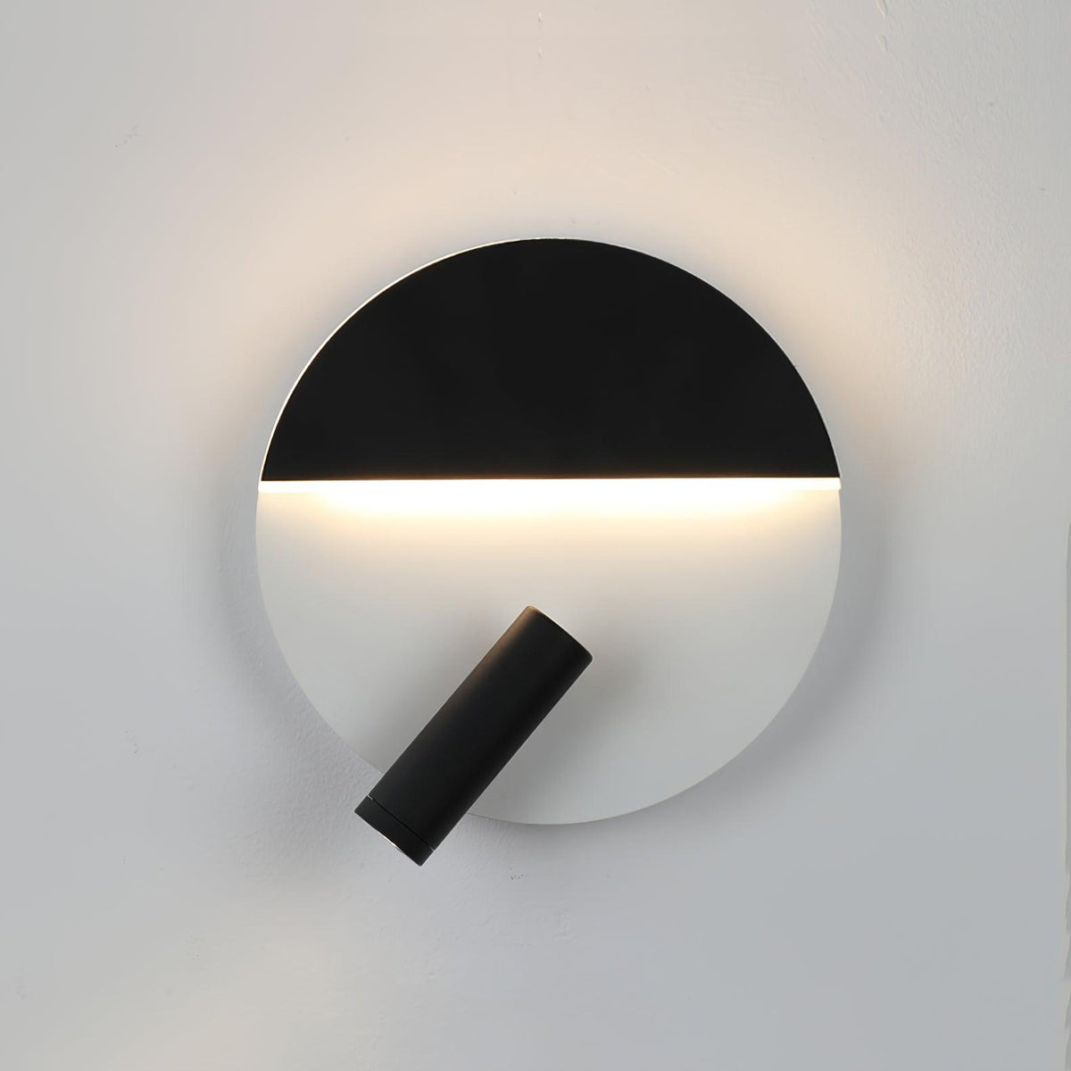 Aurnorir Wall Light