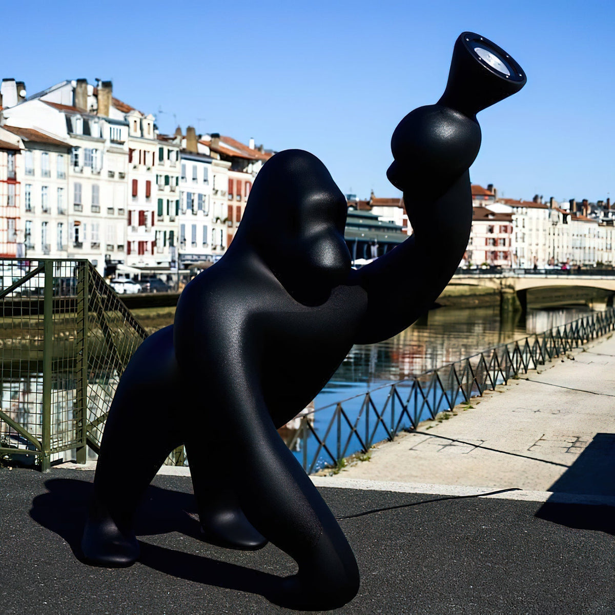 Zasolil Artistic Resin Gorilla Floor Lamp