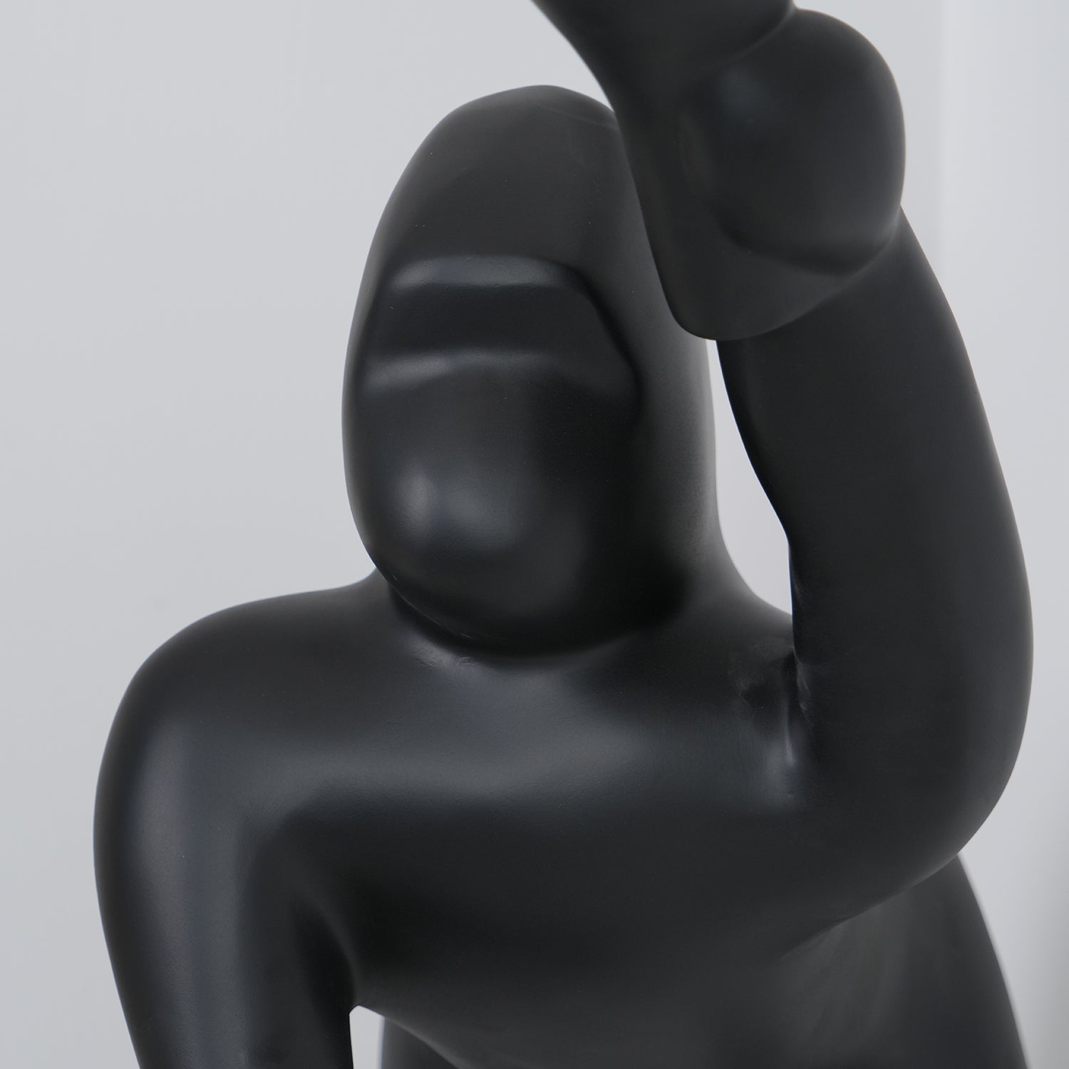Zasolil Artistic Resin Gorilla Floor Lamp