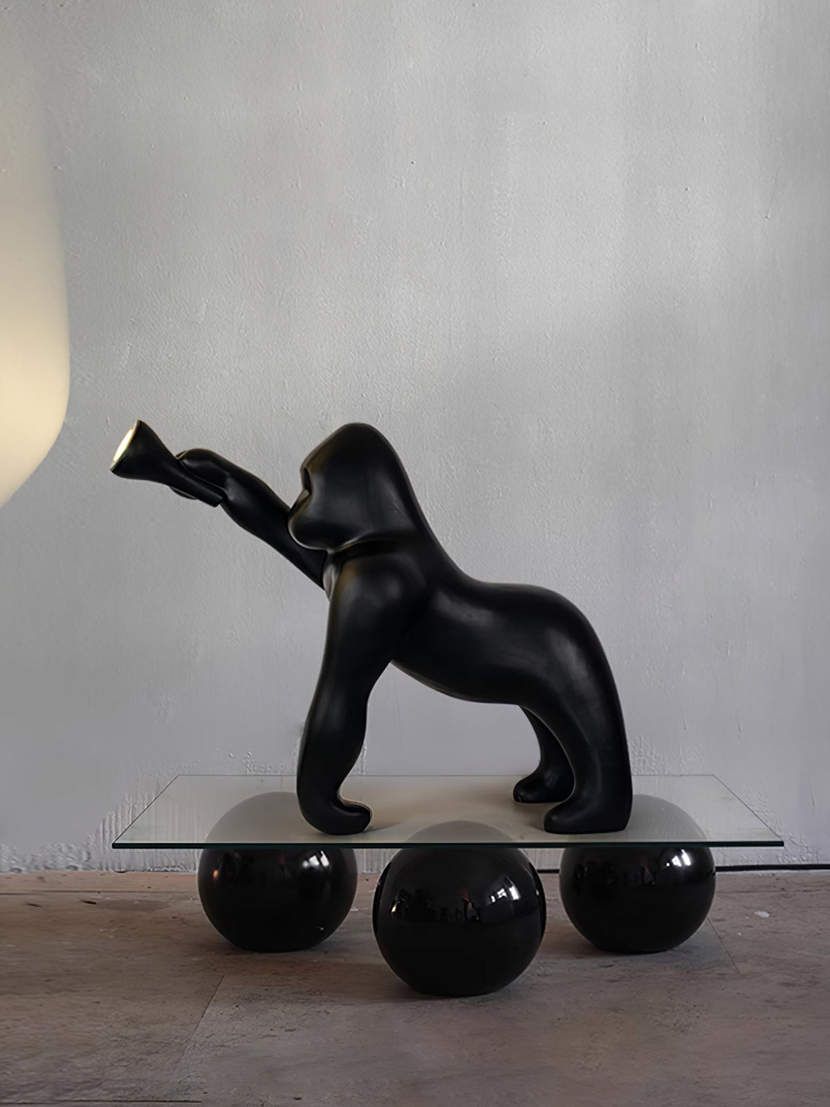 Zasolil Artistic Resin Gorilla Floor Lamp