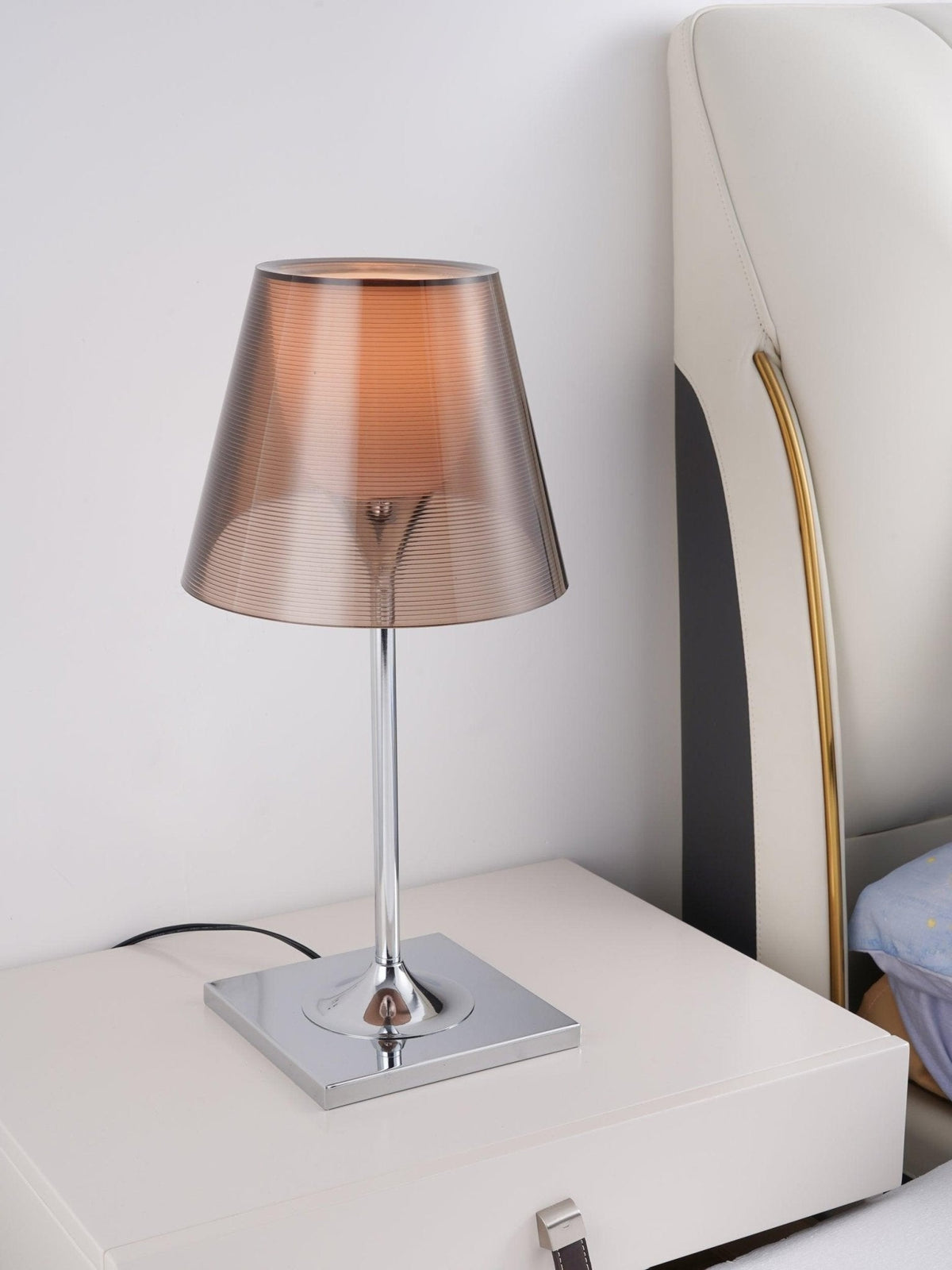 Bravon Plastic Table Lamp