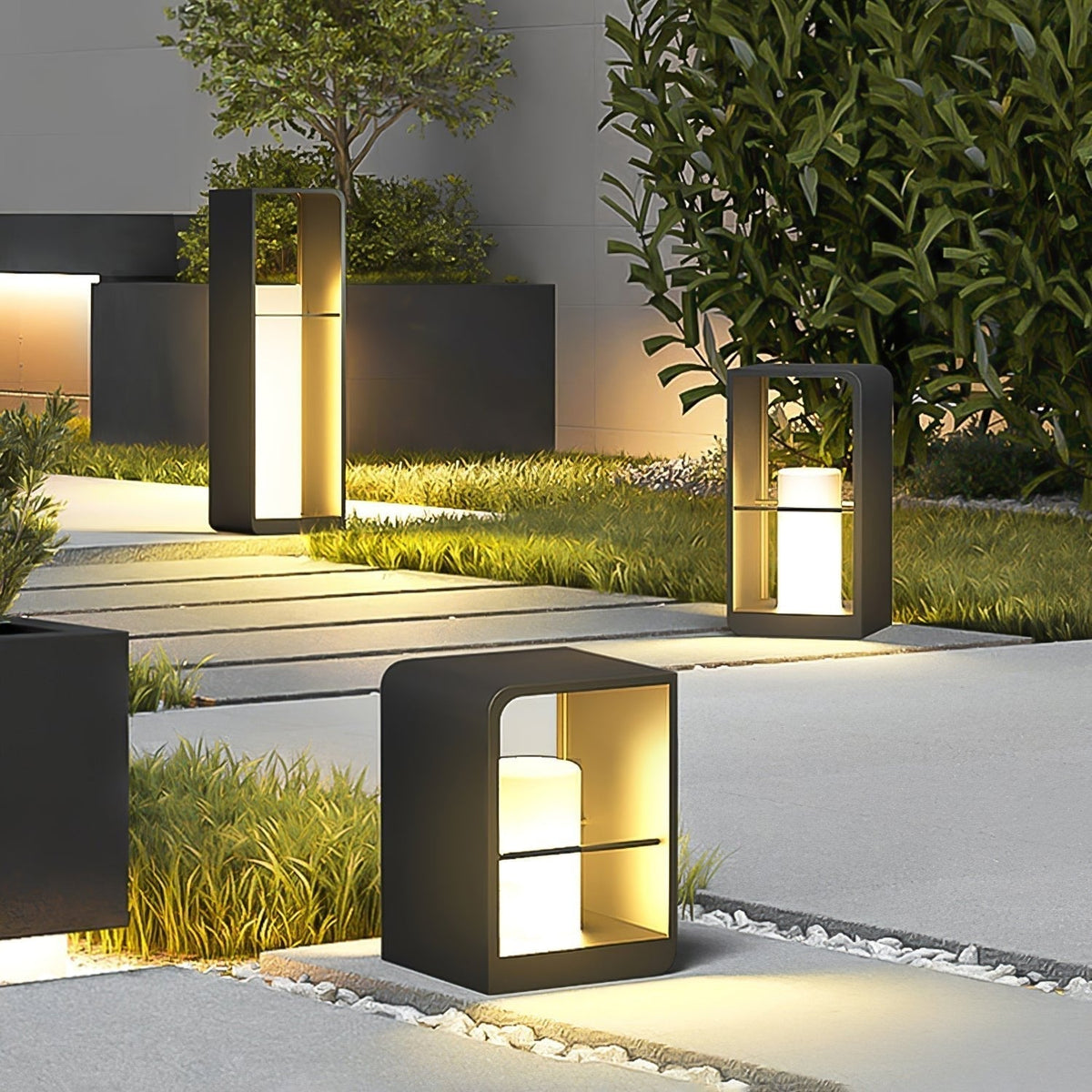 Reninian Minimalist Outdoor Light