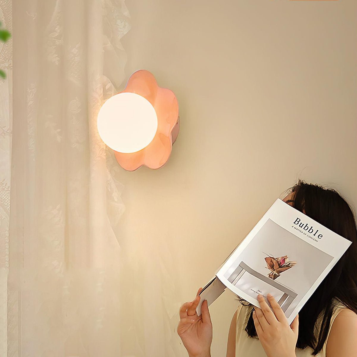 Arcore Resin Playful Wall Lamp